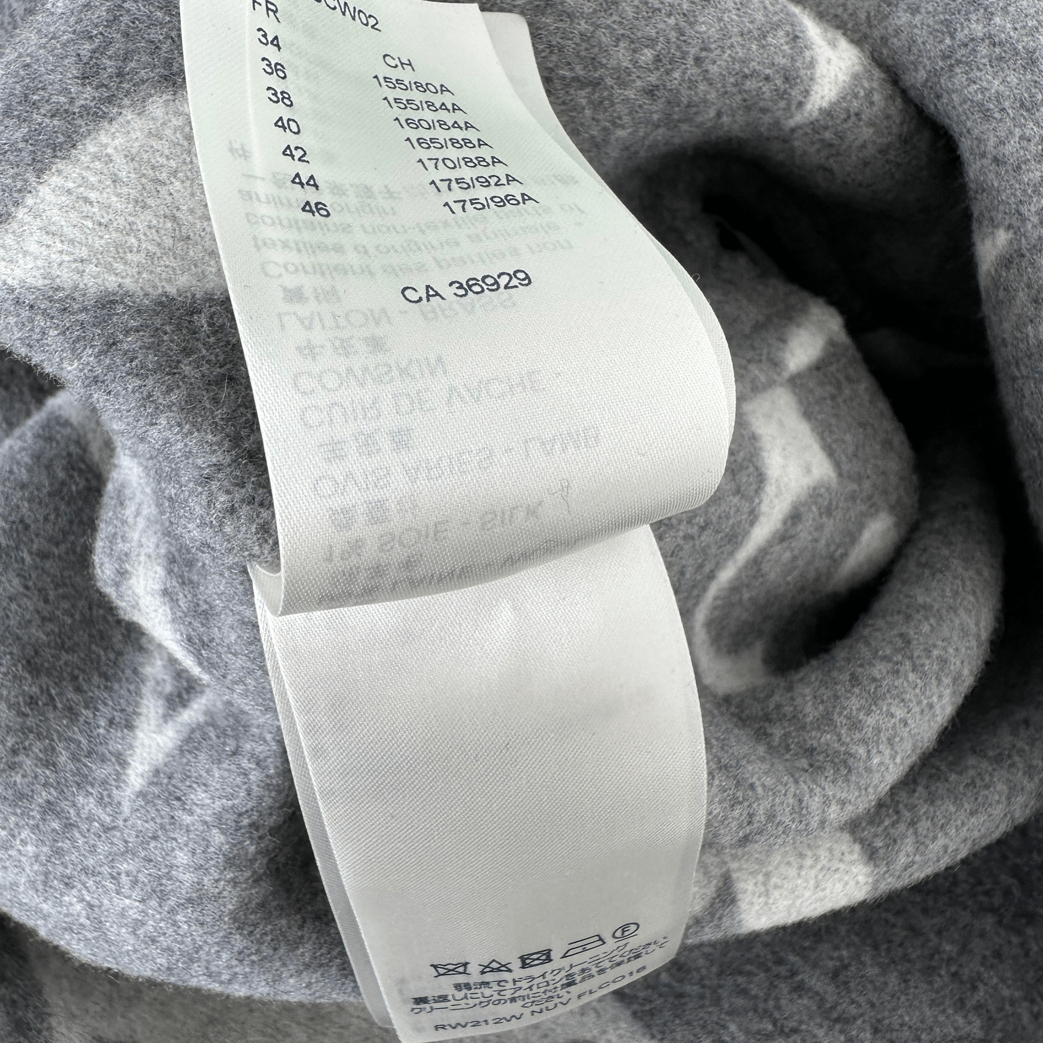 Louis Vuitton Grey & White Monogram Women's Peacoat - Morely TrendsLouis Vuitton Type here:)
