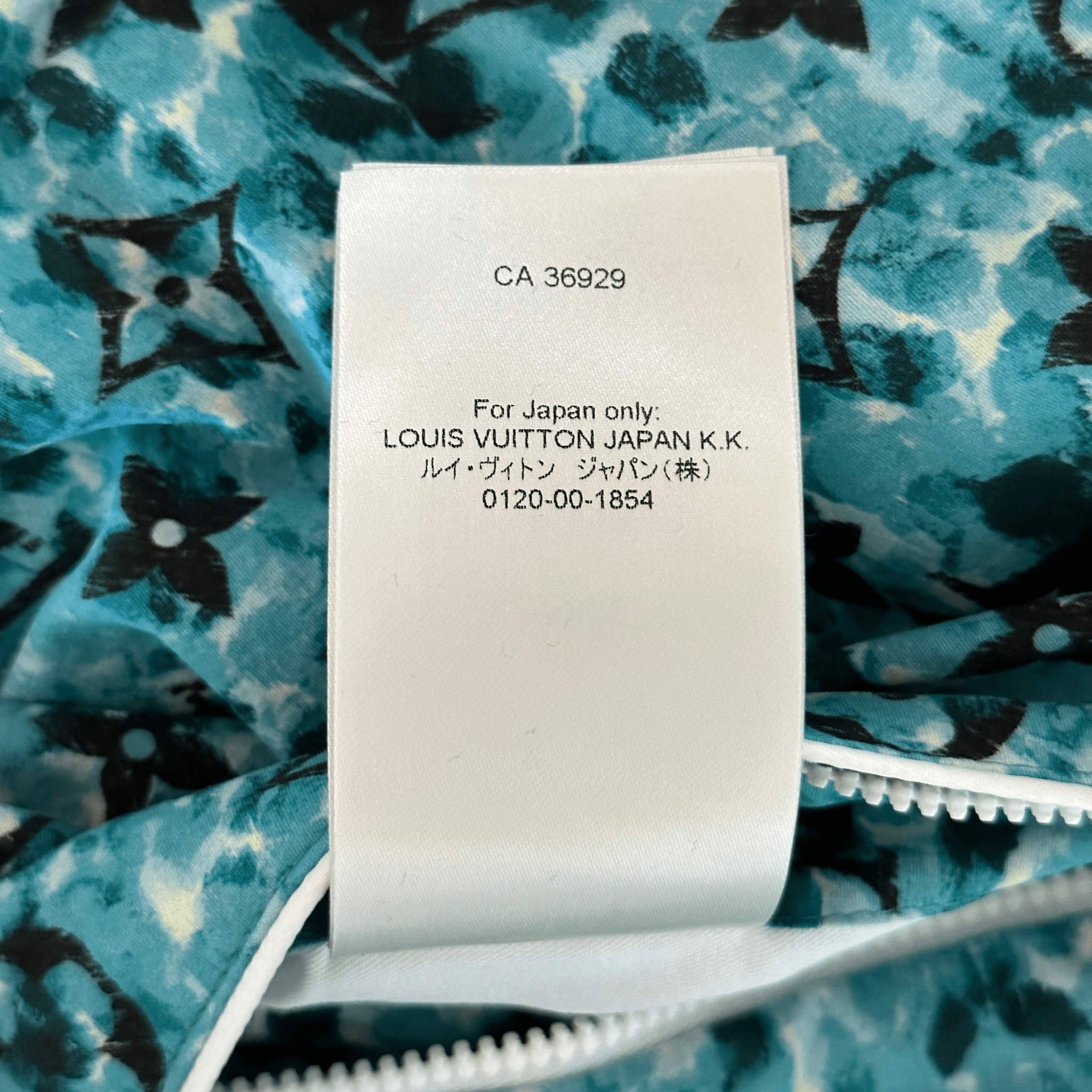 Louis Vuitton Blue Pointillism Monogram Windbreaker - Morely TrendsLouis Vuitton Type here:)