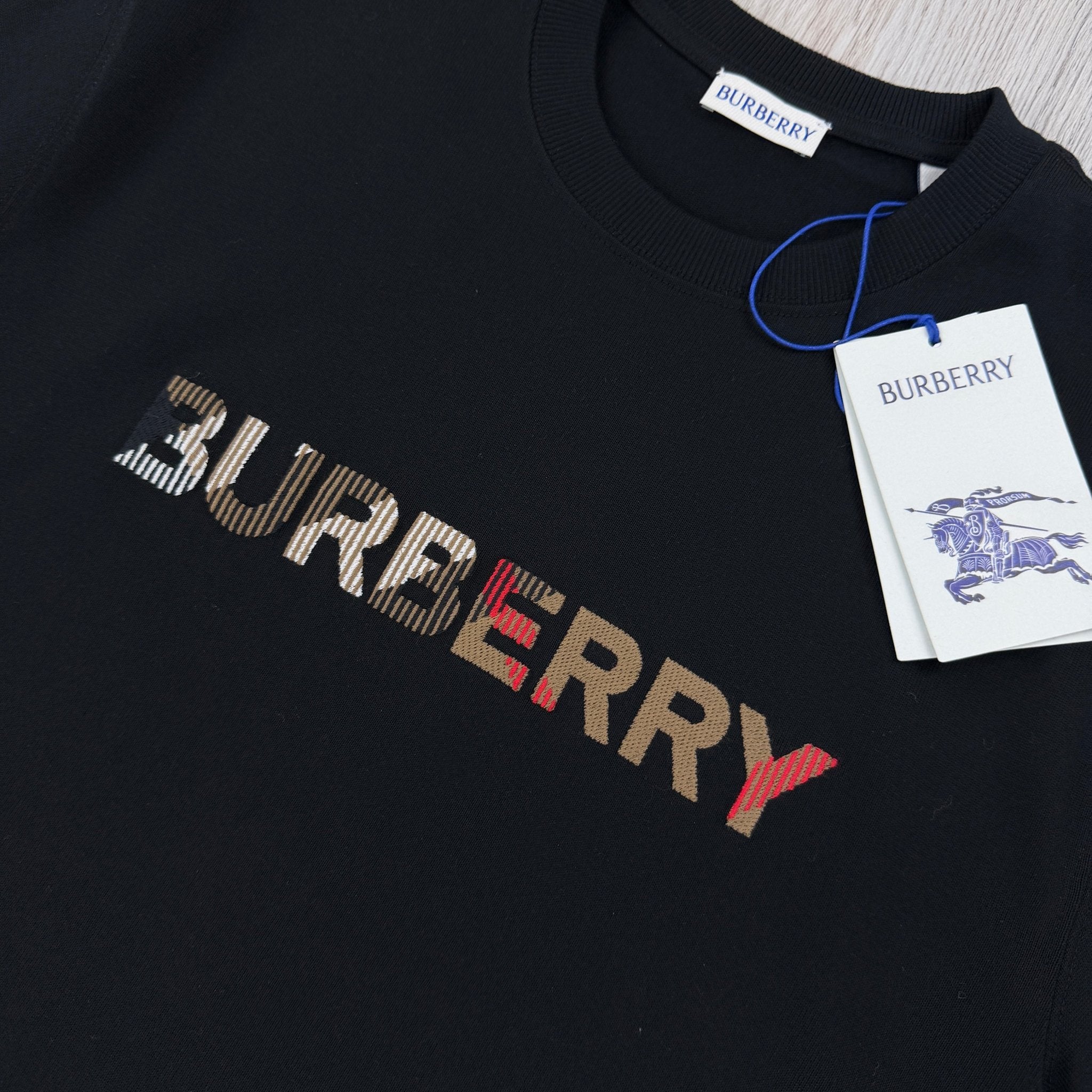 Burberry Men’s Black T-shirt - Morely TrendsBurberry Type here:)