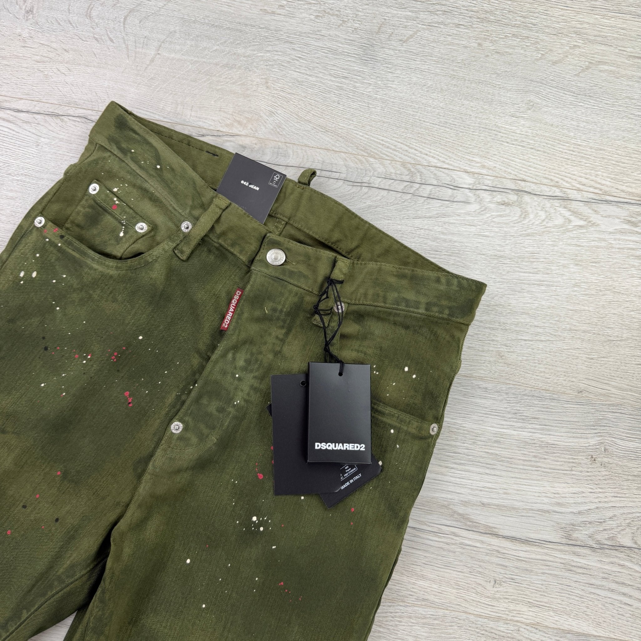 Dsquared2 Men’s Green Distressed Straight Jeans - Morely TrendsDsquared2 Type here:)