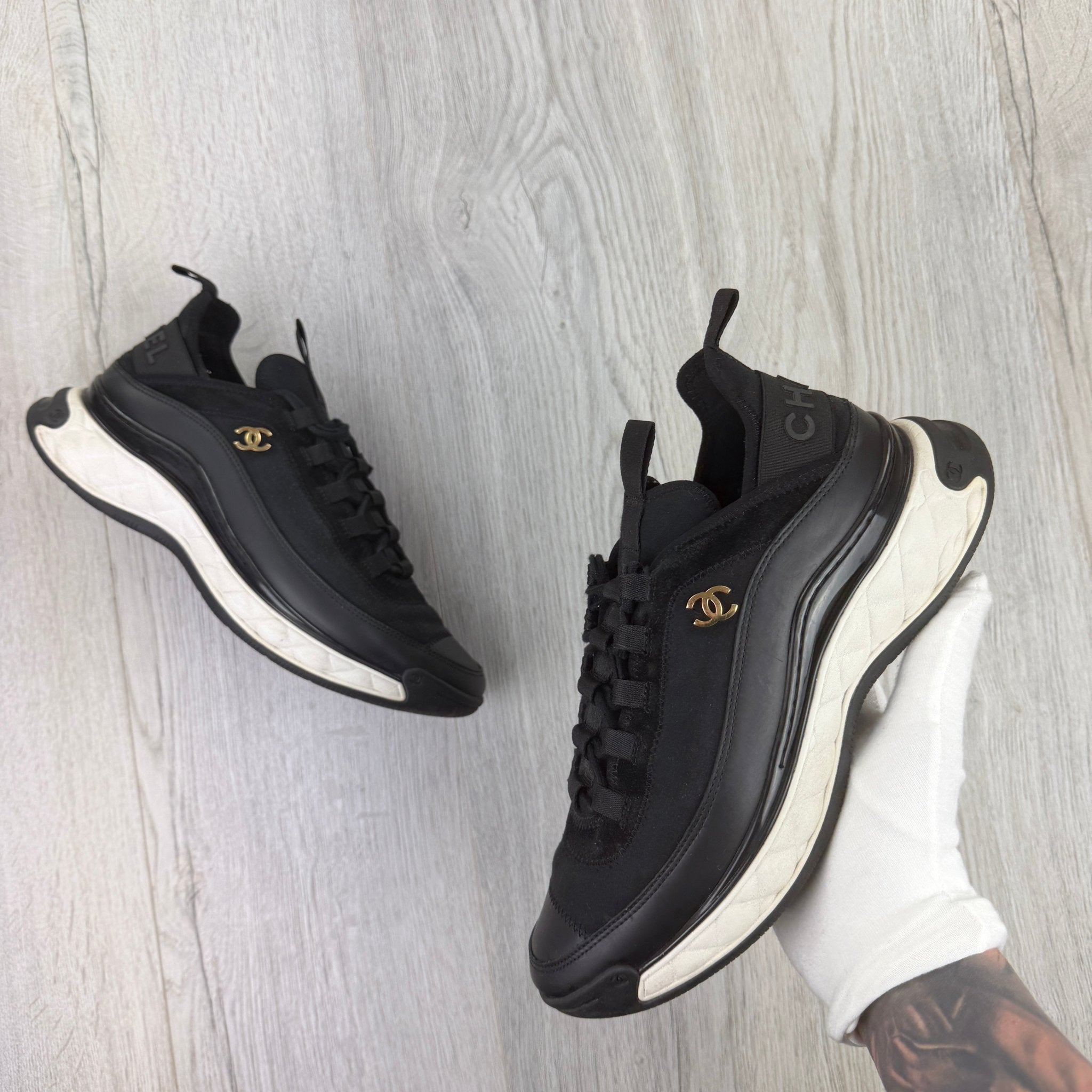 Chanel Men’s Black CC Runners - Uk 7 - Morely TrendsChanel Type here:)
