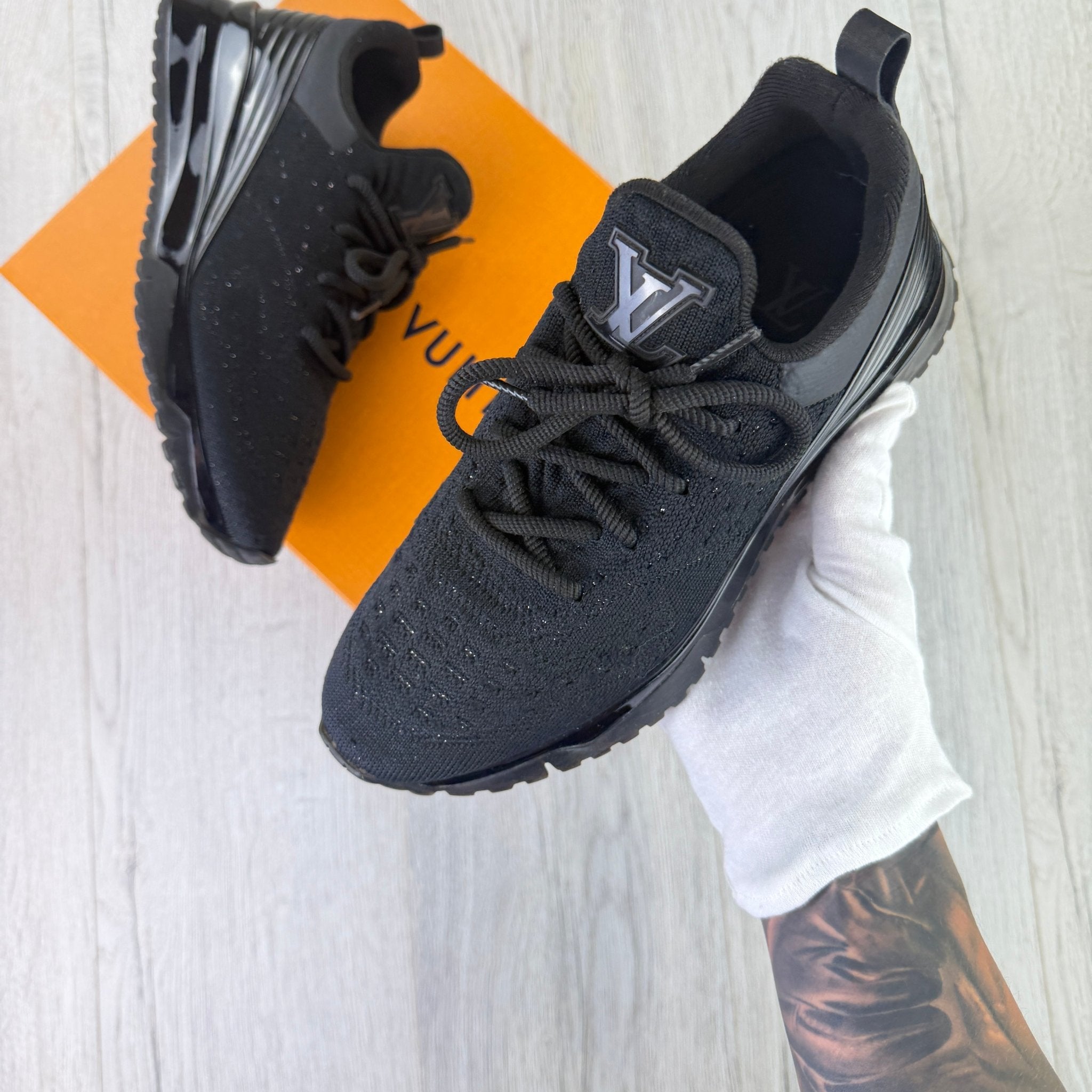 Louis Vuitton Men’s VNR Black Trainers - Uk 6.5 (Fit 7) - Morely TrendsLouis Vuitton Type here:)