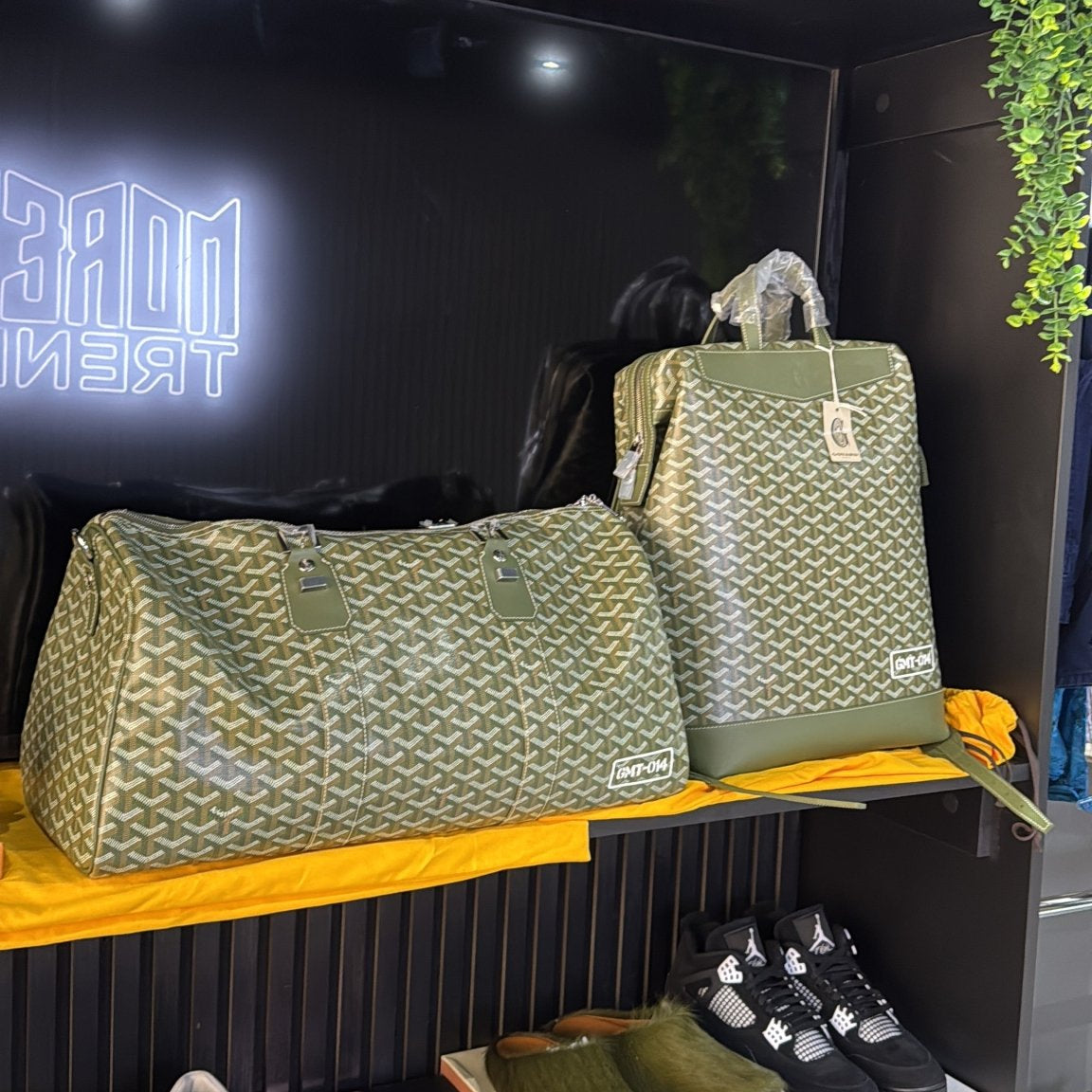 Goyard Limited Edition Khaki Set - Morely TrendsMorely Trends Type here:)
