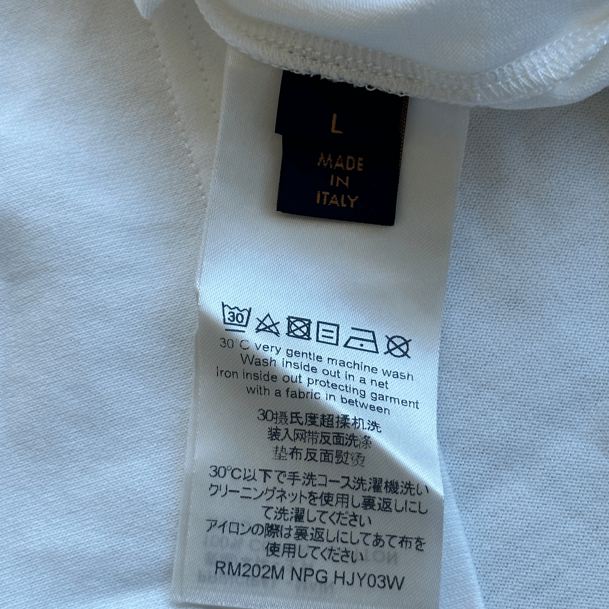Louis Vuitton White & Blue LV Stitch Logo T-Shirt - Morely TrendsLouis Vuitton Type here:)
