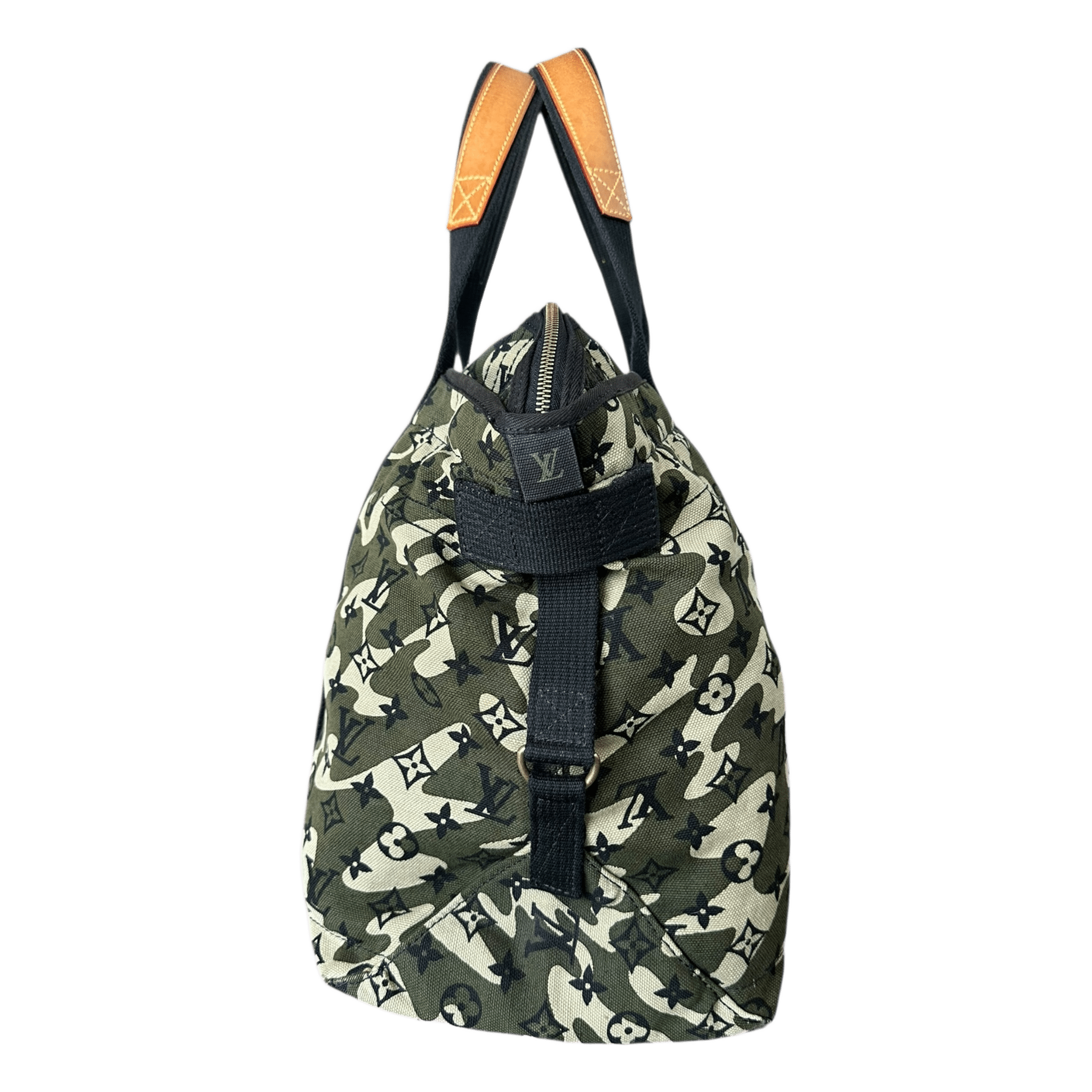 Louis Vuitton Takashi Murakami Green Camouflage Monogram Treillis Tote - Morely TrendsLouis Vuitton Type here:)