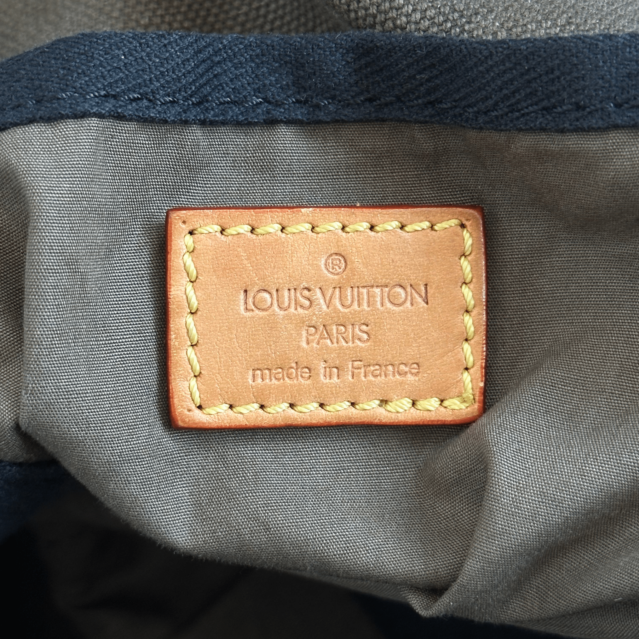 Louis Vuitton Takashi Murakami Green Camouflage Monogram Treillis Tote - Morely TrendsLouis Vuitton Type here:)