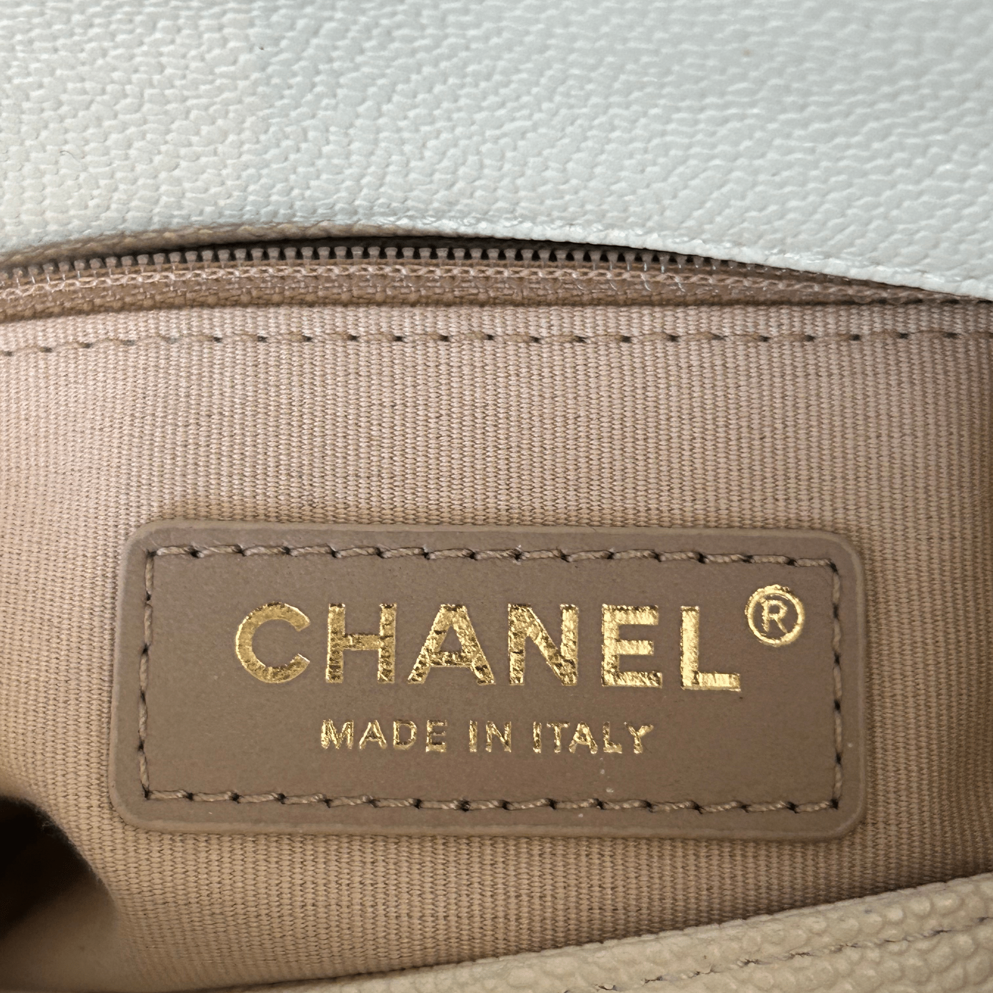 Chanel White Caviar Quilted Chain Melody Small Flap bag - Morely TrendsChanel Type here:)