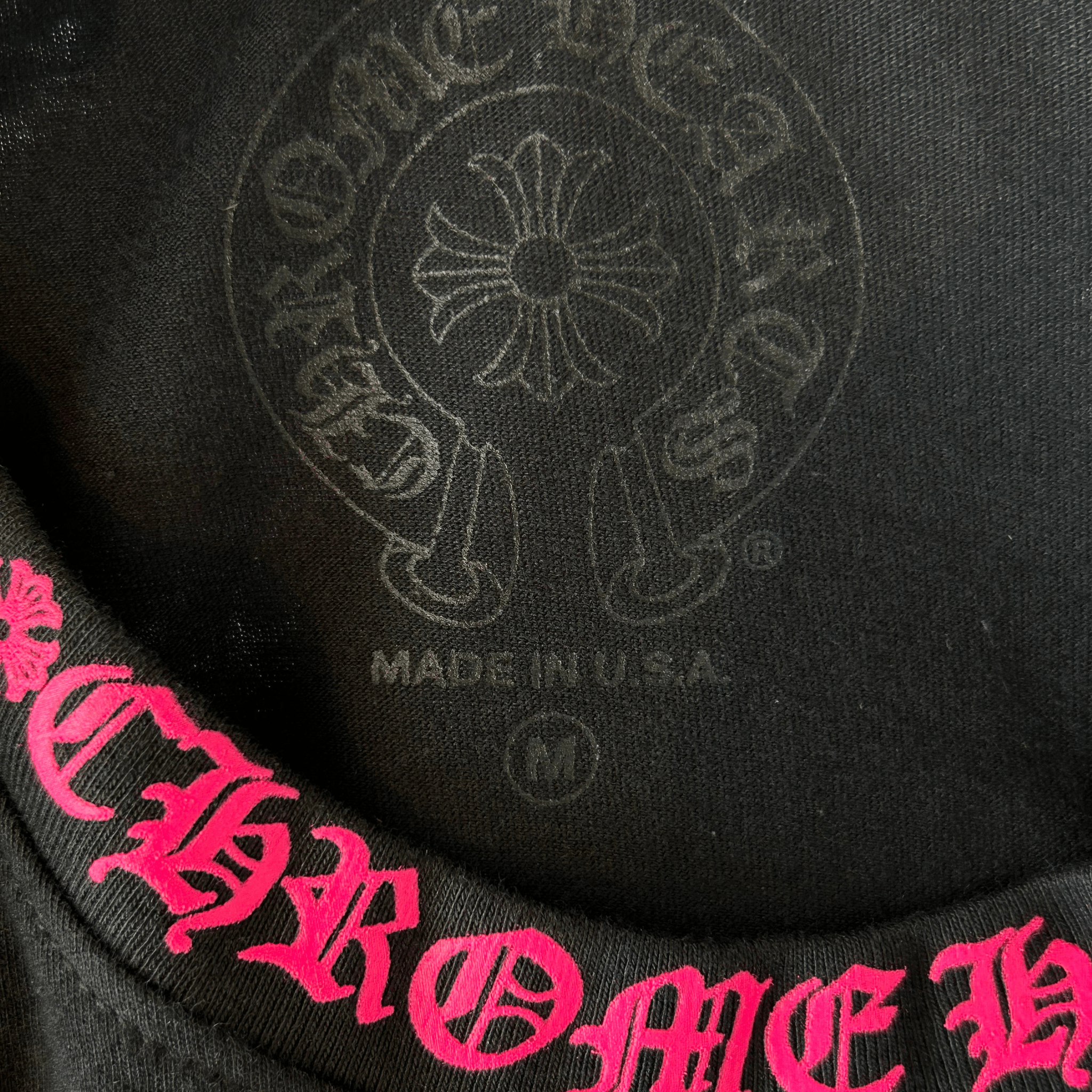 Chrome Hearts Black & Pink Neck Logo Longsleeve T-Shirt - Morely TrendsChrome Hearts Type here:)