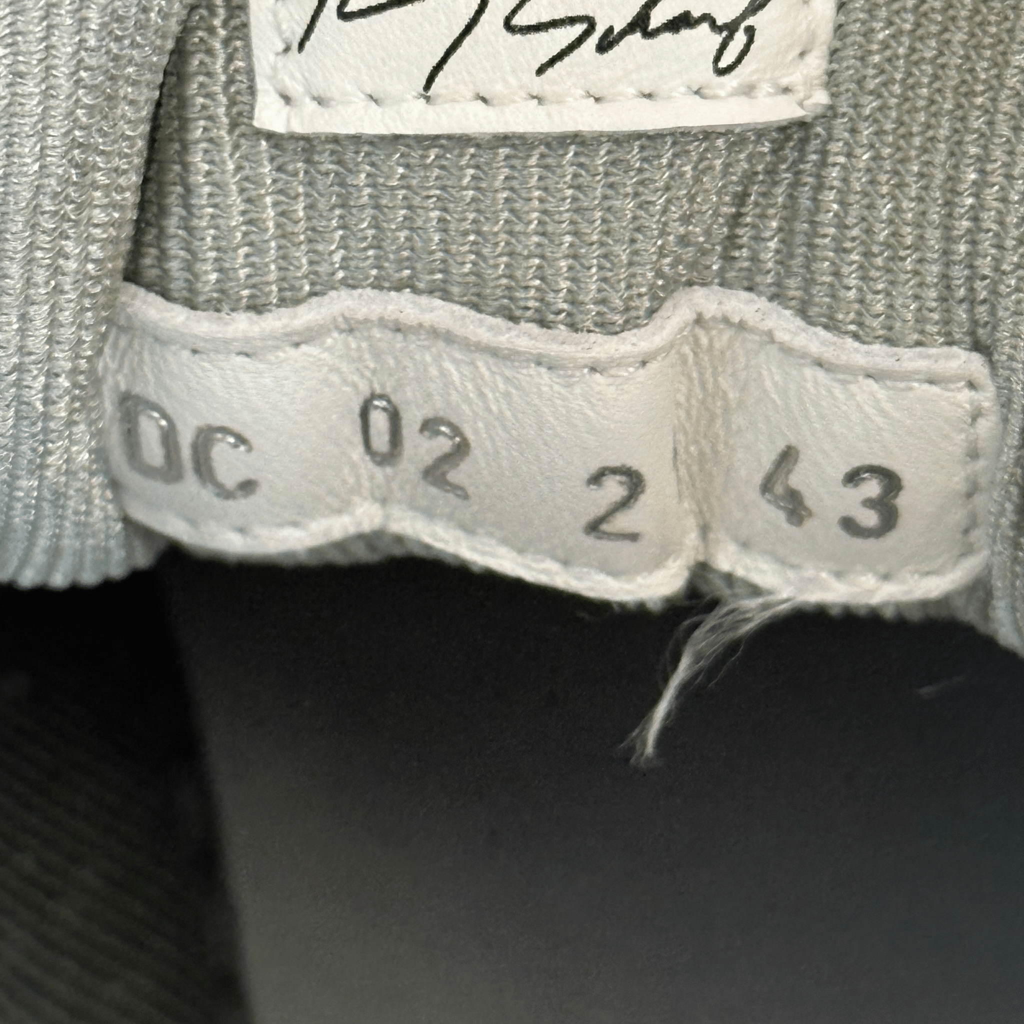 Dior Kenny Scharf White & Multicolor Oblique Faces B27 Sneakers - Morely TrendsDior Type here:)