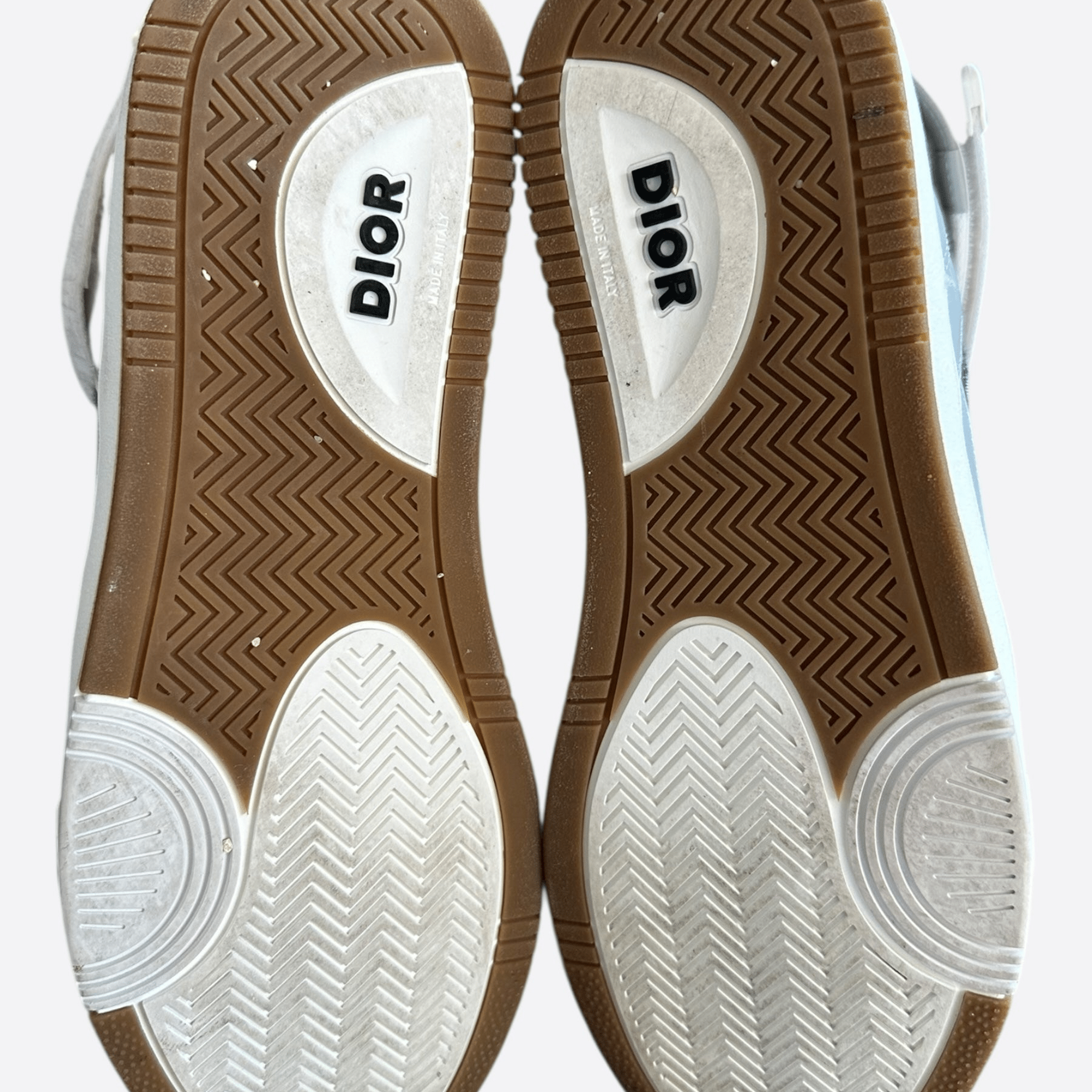 Dior Grey & White Oblique B27 Sneakers - Morely TrendsDior Type here:)