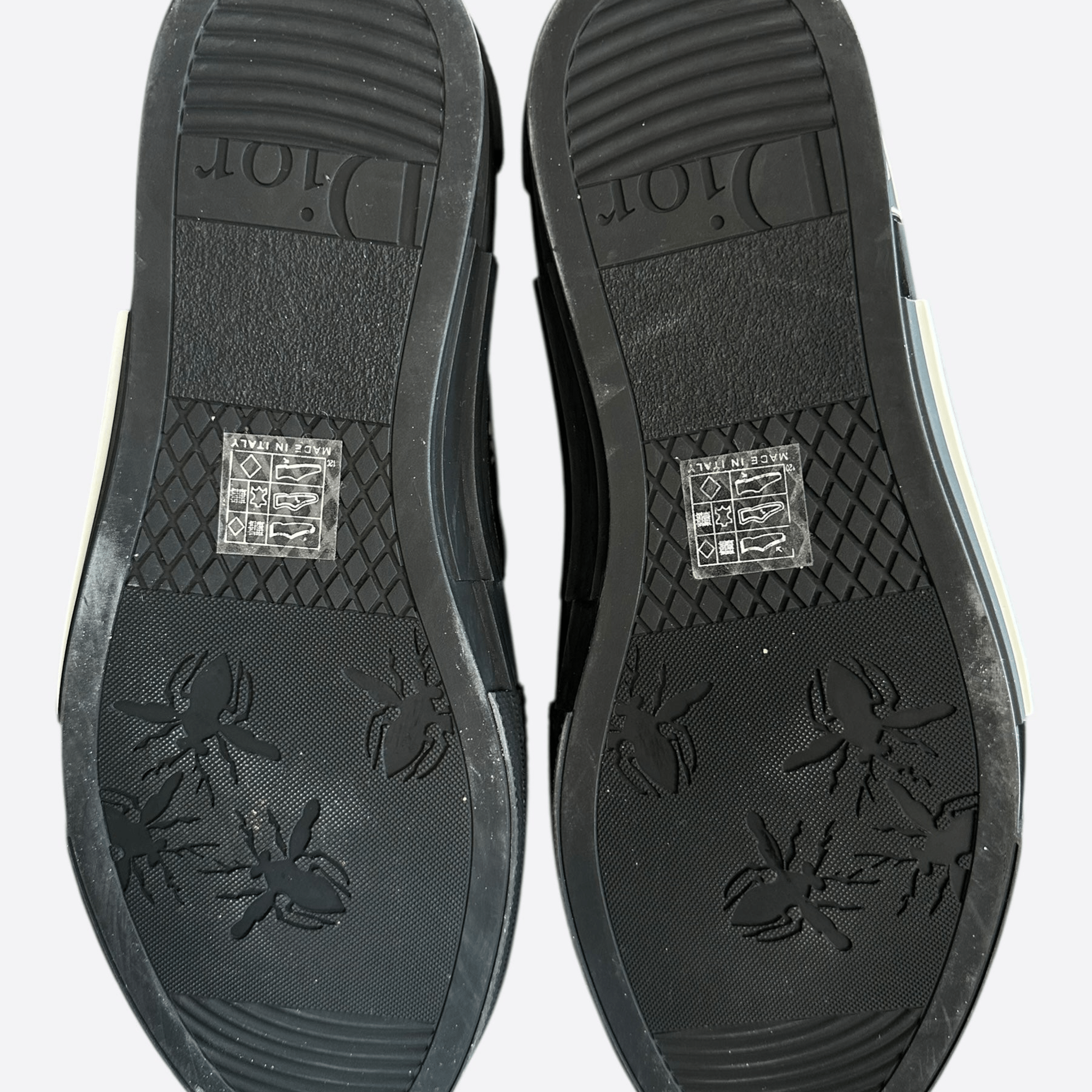 Dior Black & White Oblique B23 Sneakers - Morely TrendsDior Type here:)