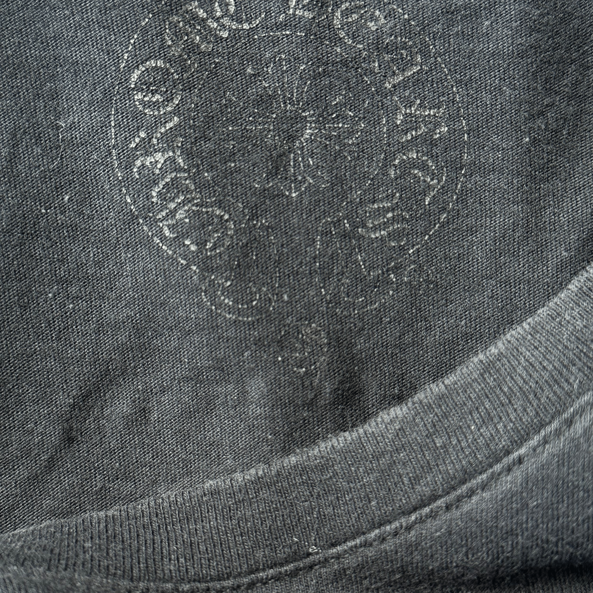 Chrome Hearts Silver Horseshoe Logo T-Shirt - Morely TrendsChrome Hearts Type here:)