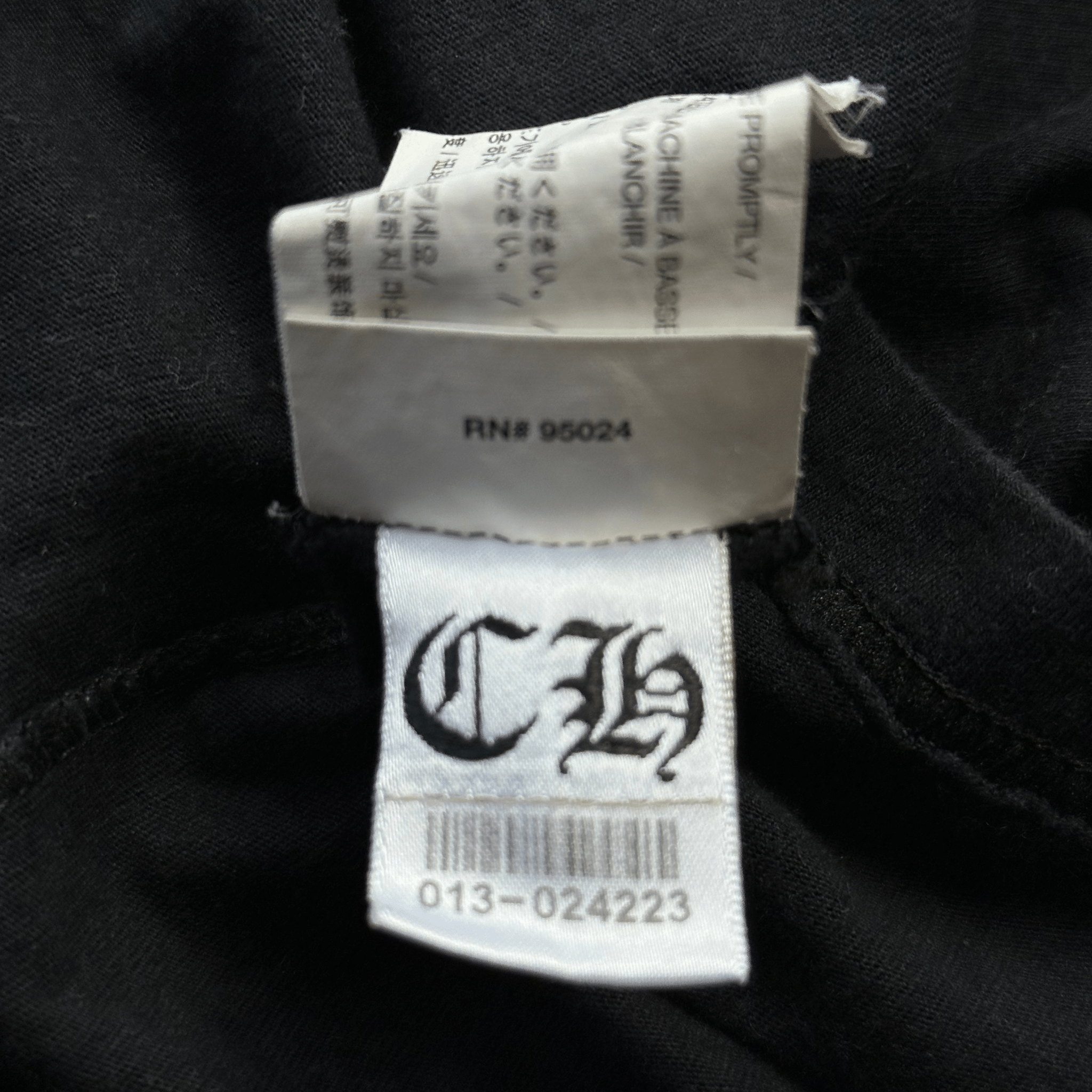 Chrome Hearts Silver Horseshoe Logo T-Shirt - Morely TrendsChrome Hearts Type here:)