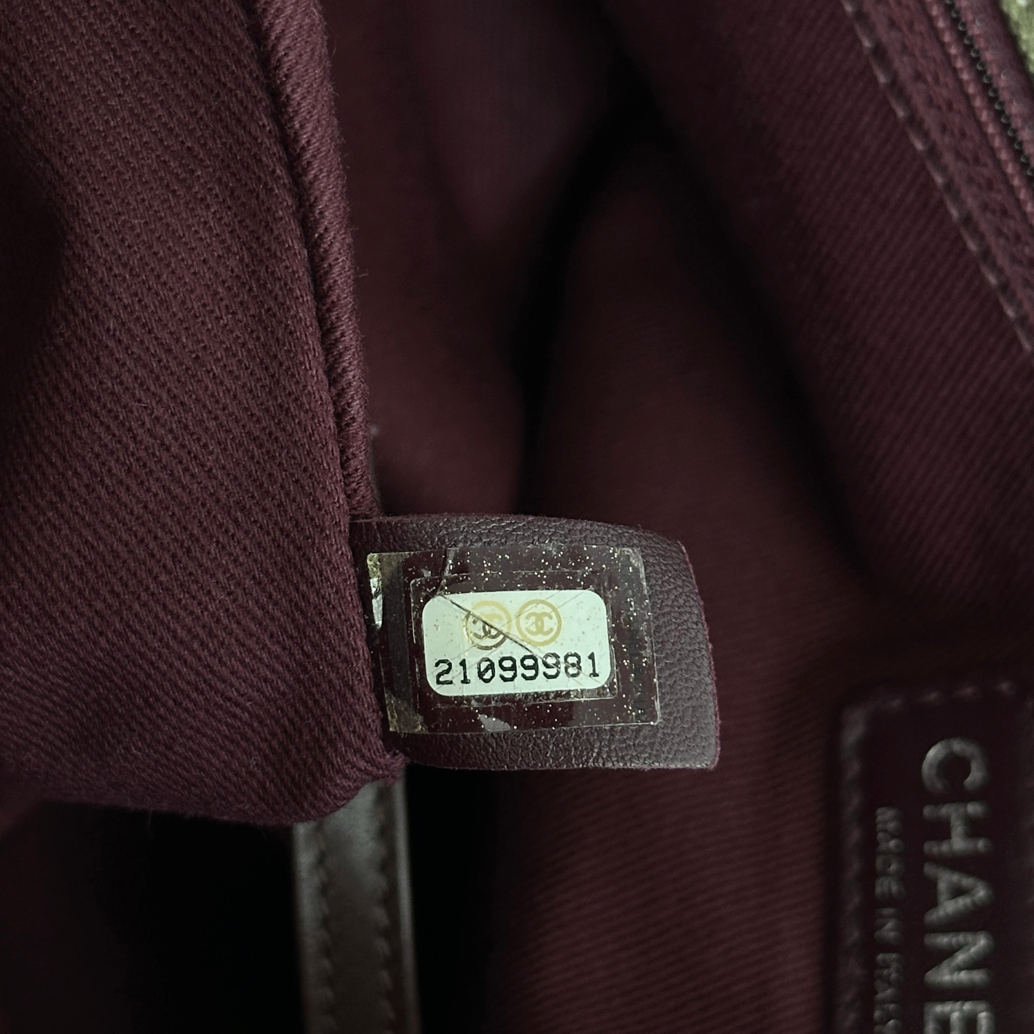 Chanel Khaki Green Graffiti On The Pavements Messenger Bag - Morely TrendsChanel Type here:)