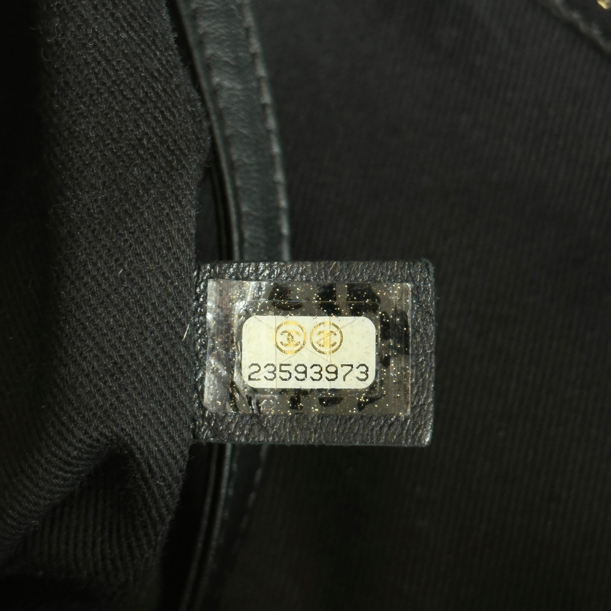 Chanel Navy Paris - Cuba Twist Backpack - Morely TrendsChanel Type here:)