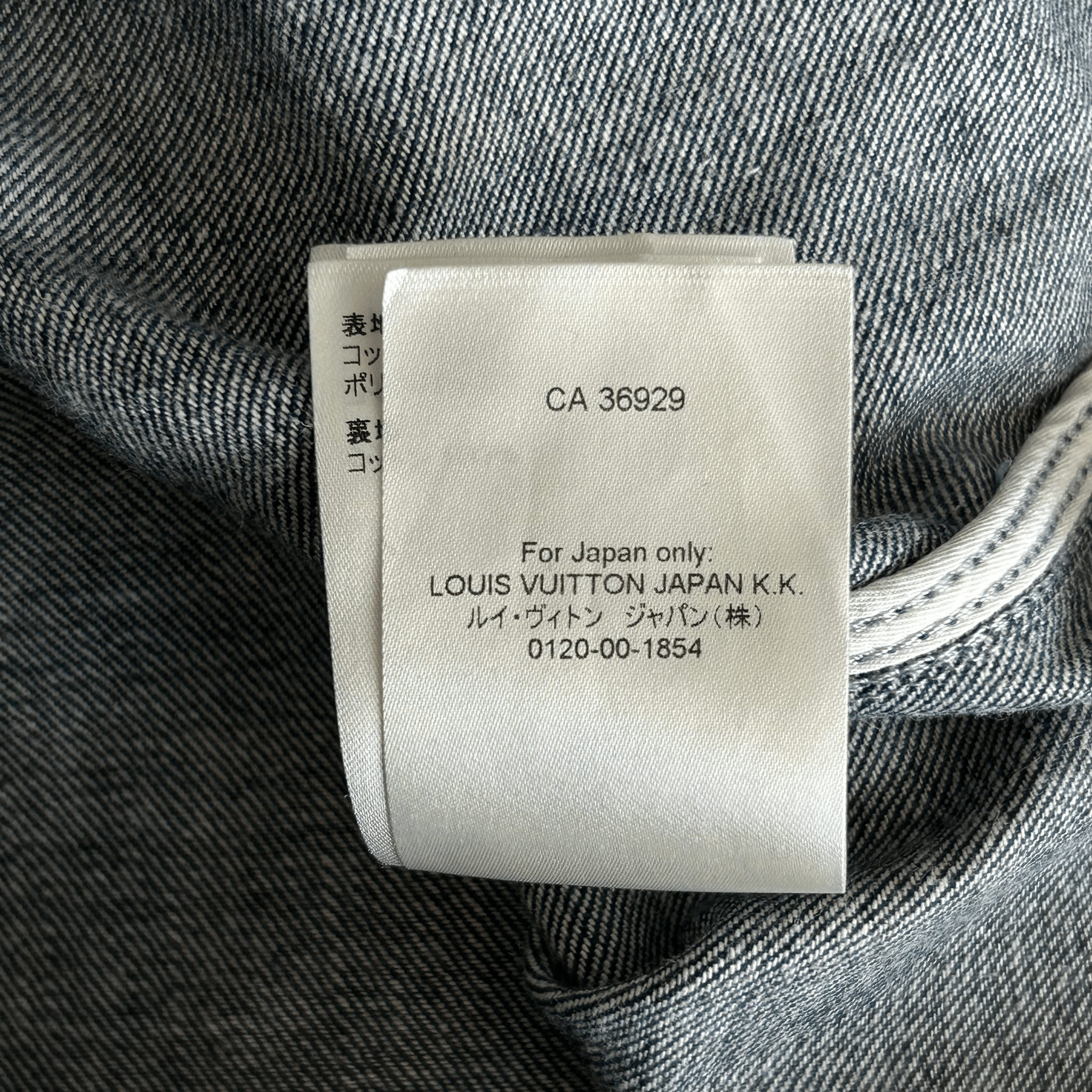 Louis Vuitton Blue Bleached Bandana Denim Button Up Shirt - Morely TrendsLouis Vuitton Type here:)