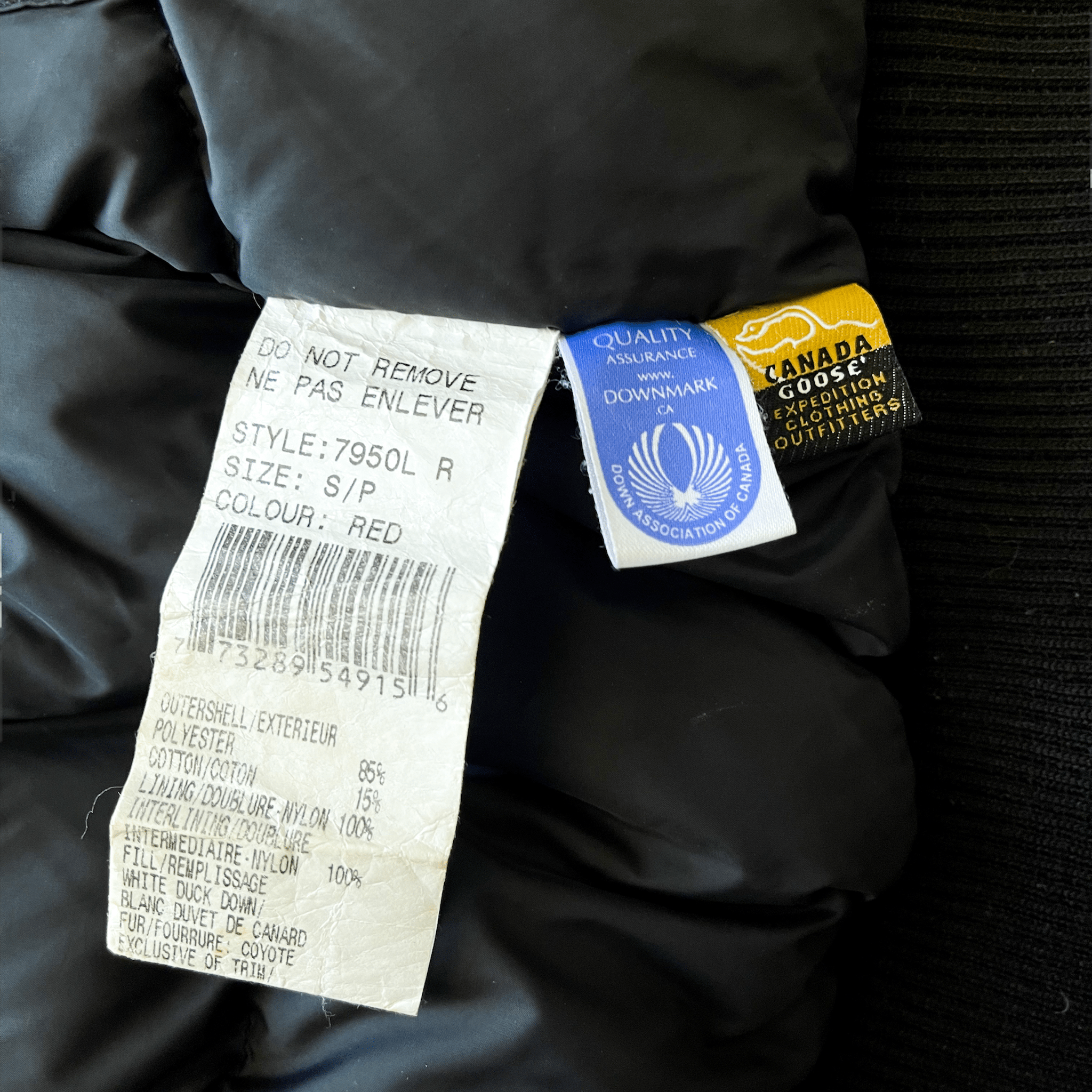 Canada Goose Red Chilliwack Women's Jacket - Morely TrendsCanada Goose Type here:)