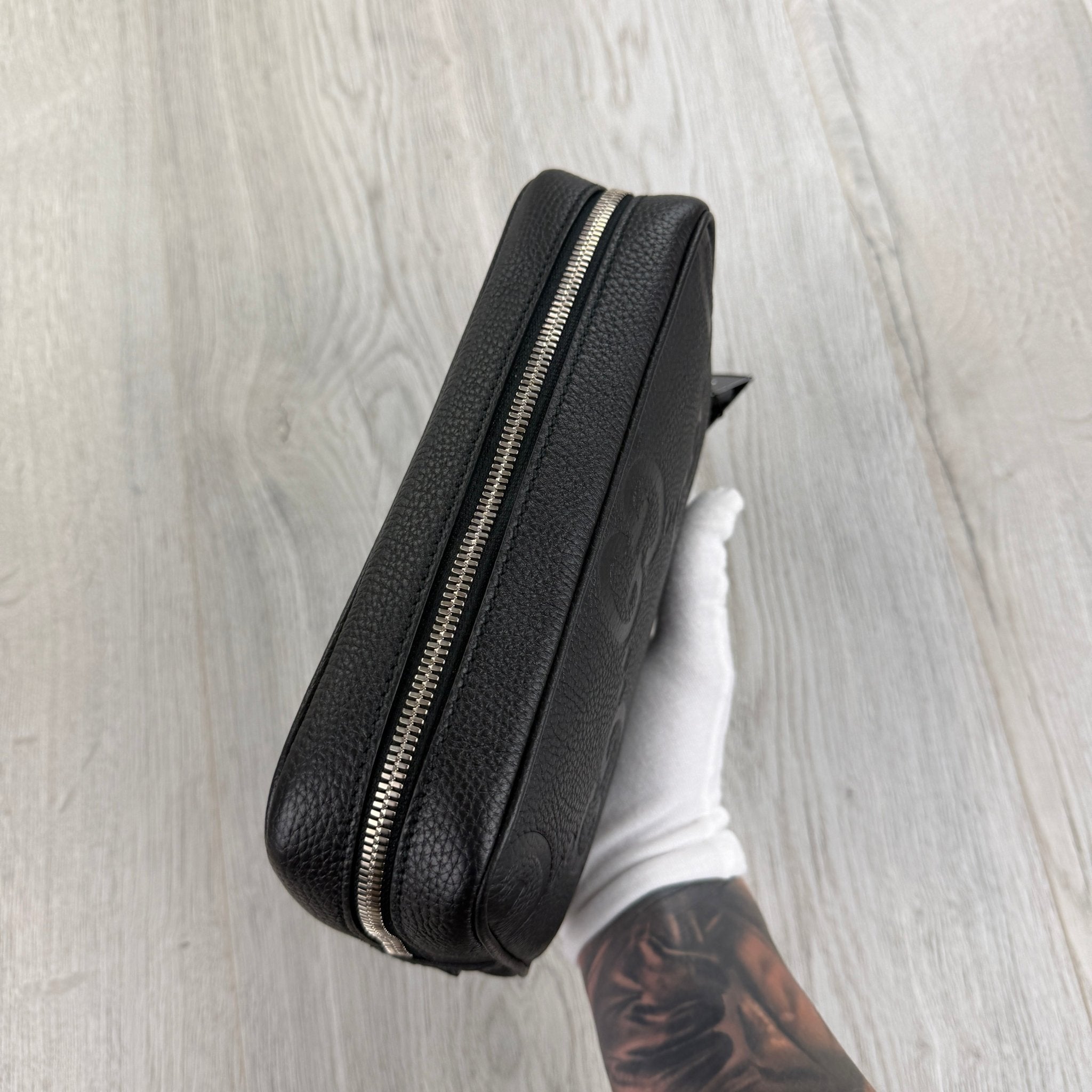 Gucci Jumbo GG Black Leather Toiletry / Travel Bag & Jumbo Wallet - Morely TrendsGucci Type here:)