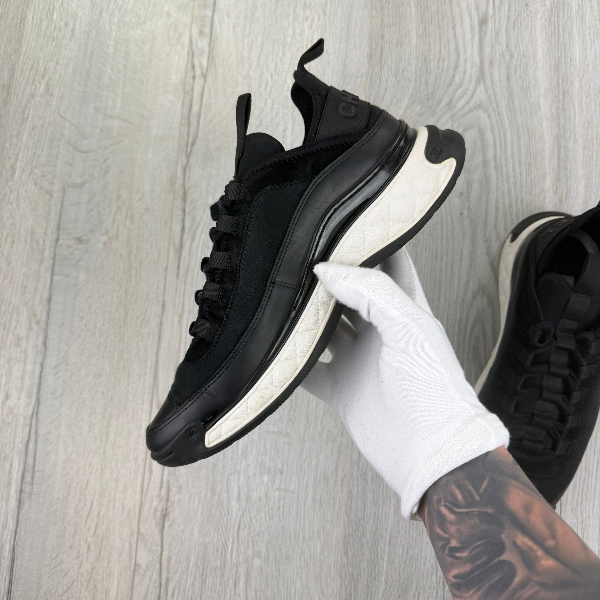 Chanel Men’s Black CC Runners - Uk 7 - Morely TrendsChanel Type here:)