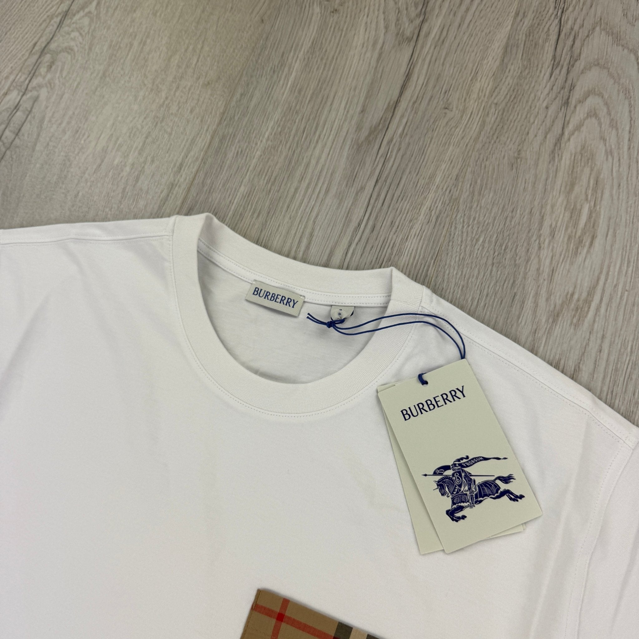 Burberry Men’s White T-shirt - Morely TrendsBurberry Type here:)