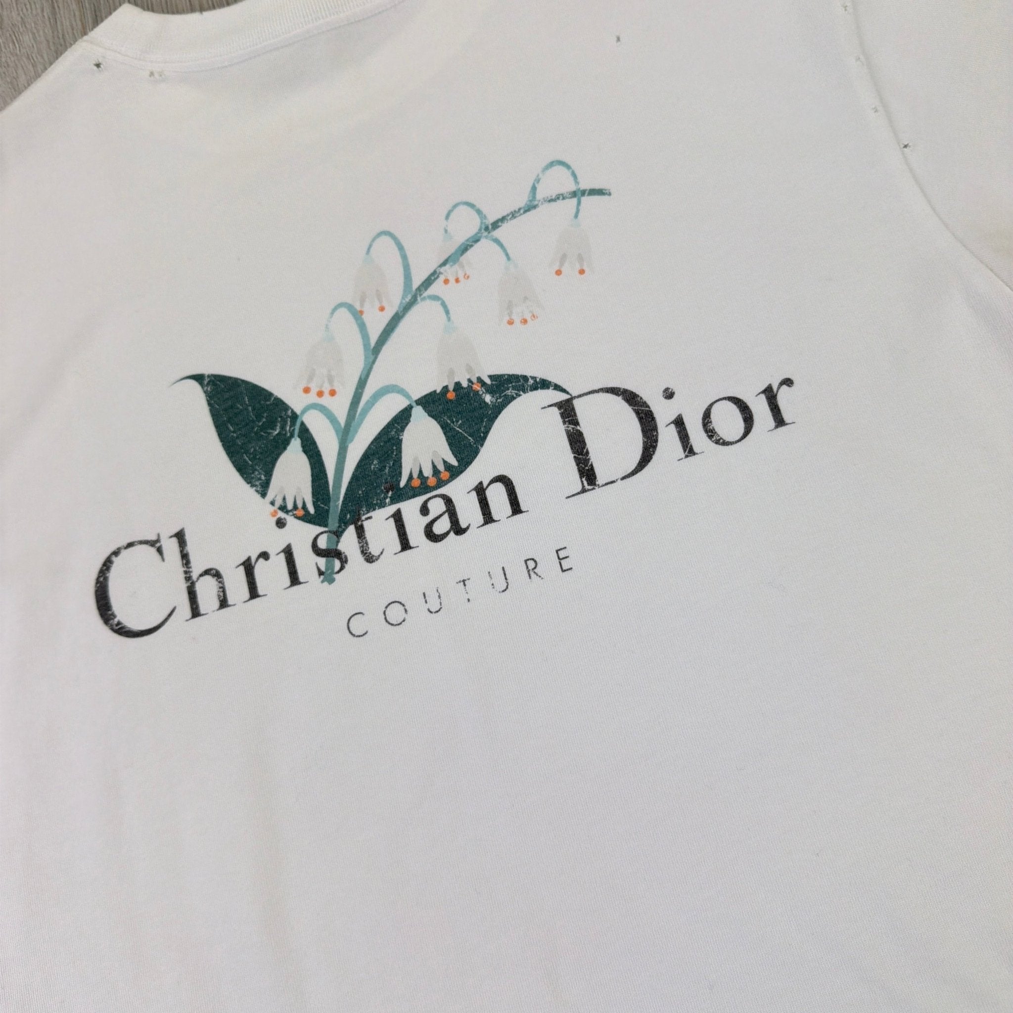 Christian Dior ‘Couture’ Men’s White T-shirt - Small - Morely TrendsDior Type here:)