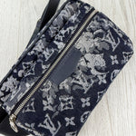 Louis Vuitton Men’s Monogram Tapestry Outdoor Belt Bag - Morely TrendsGucci Type here:)