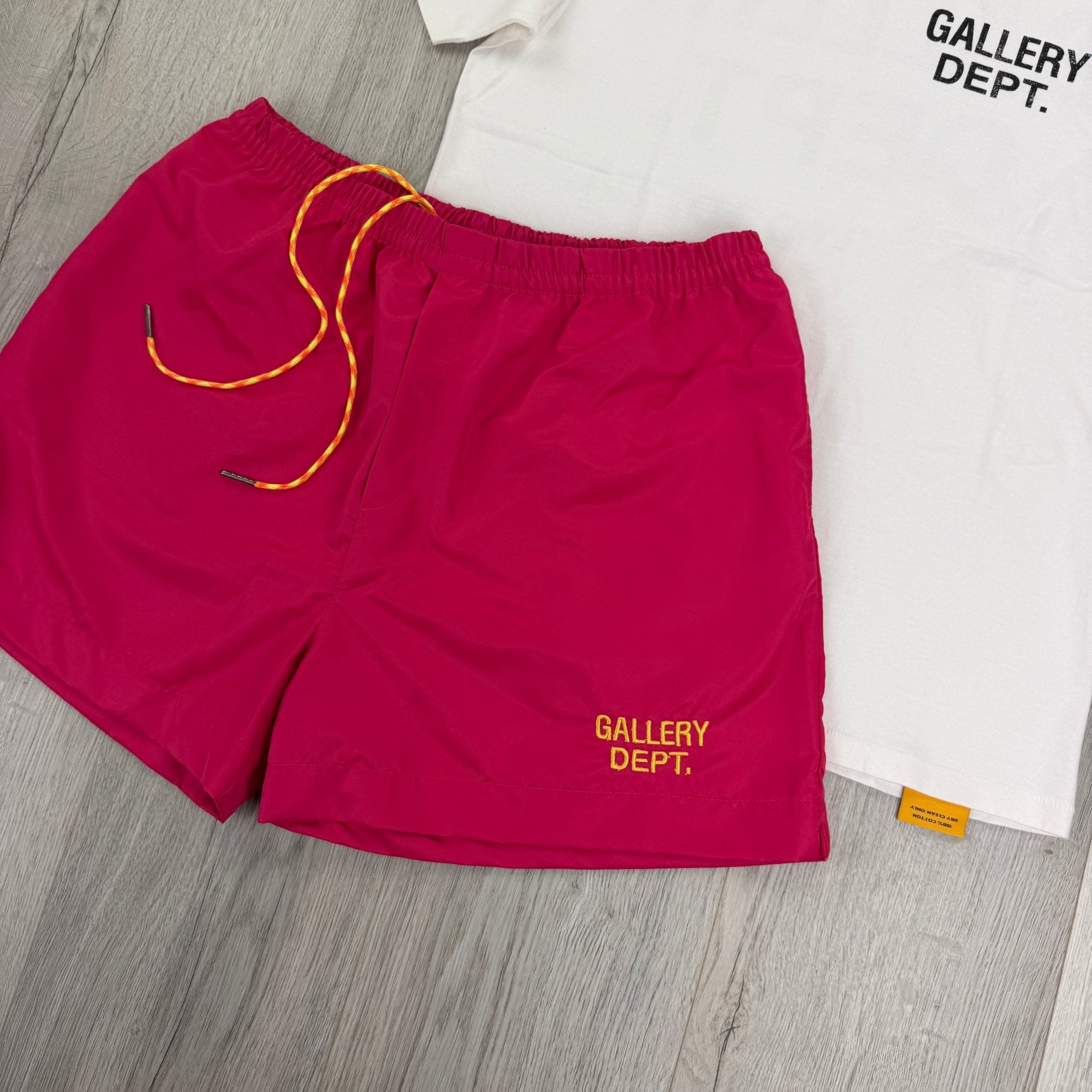 Gallery Dept Men’s White T-shirt & Shorts Set - Morely TrendsGallery Dept Type here:)