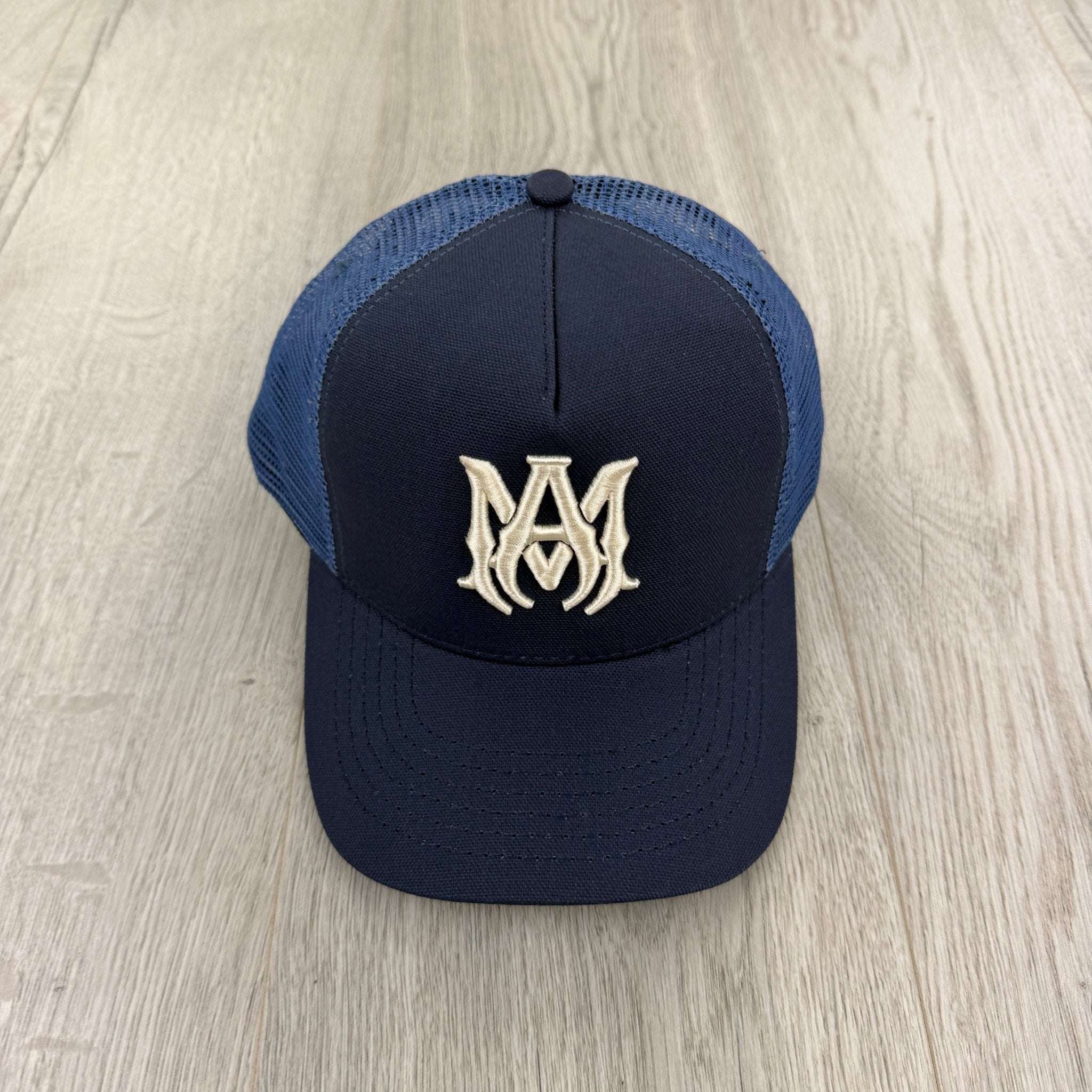 Amiri Men’s Blue Baseball Cap White Embroidered Logo - Morely TrendsAmiri Type here:)