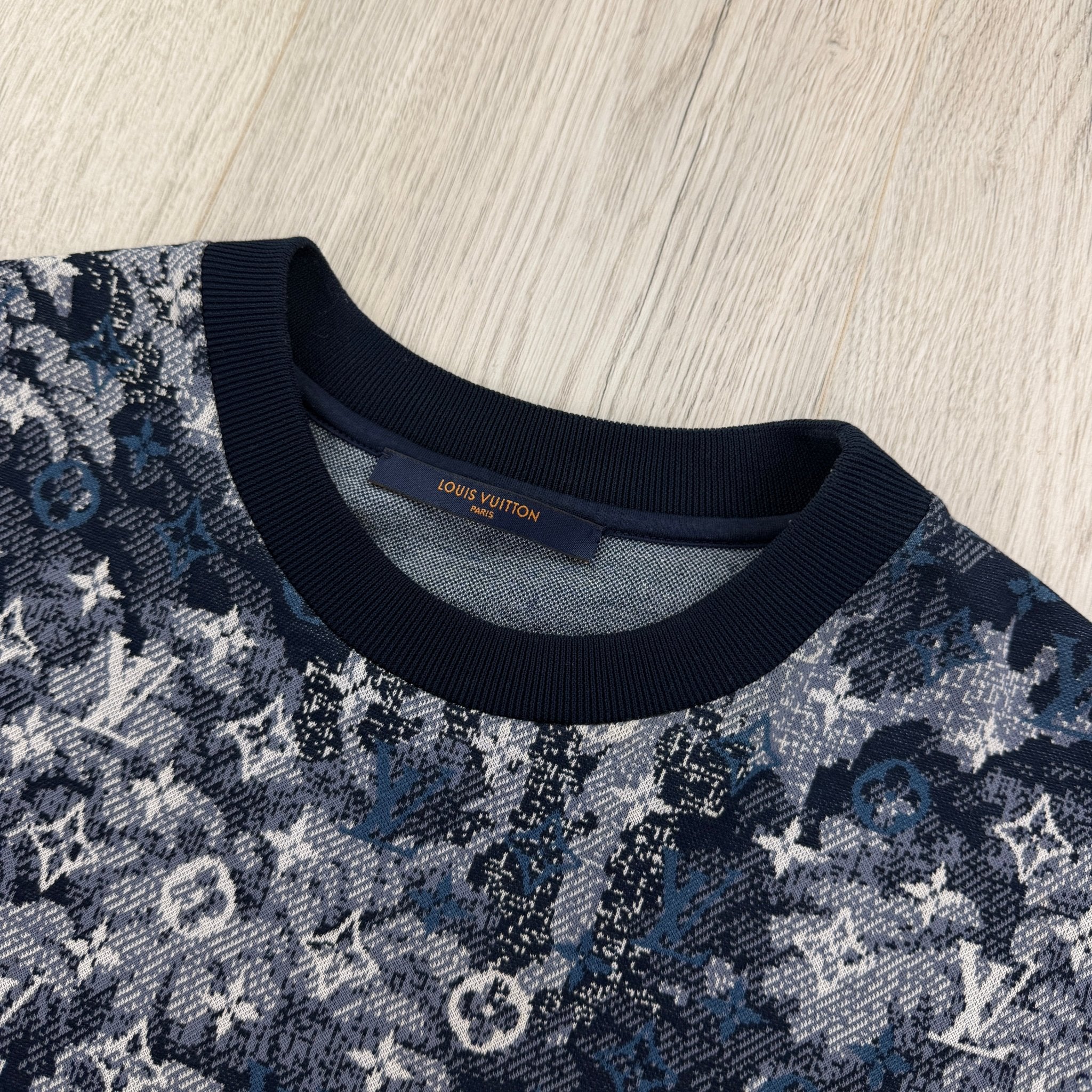 Louis Vuitton Men’s Tapestry T-shirt - Small (Fit Medium) - Morely TrendsLouis Vuitton Type here:)