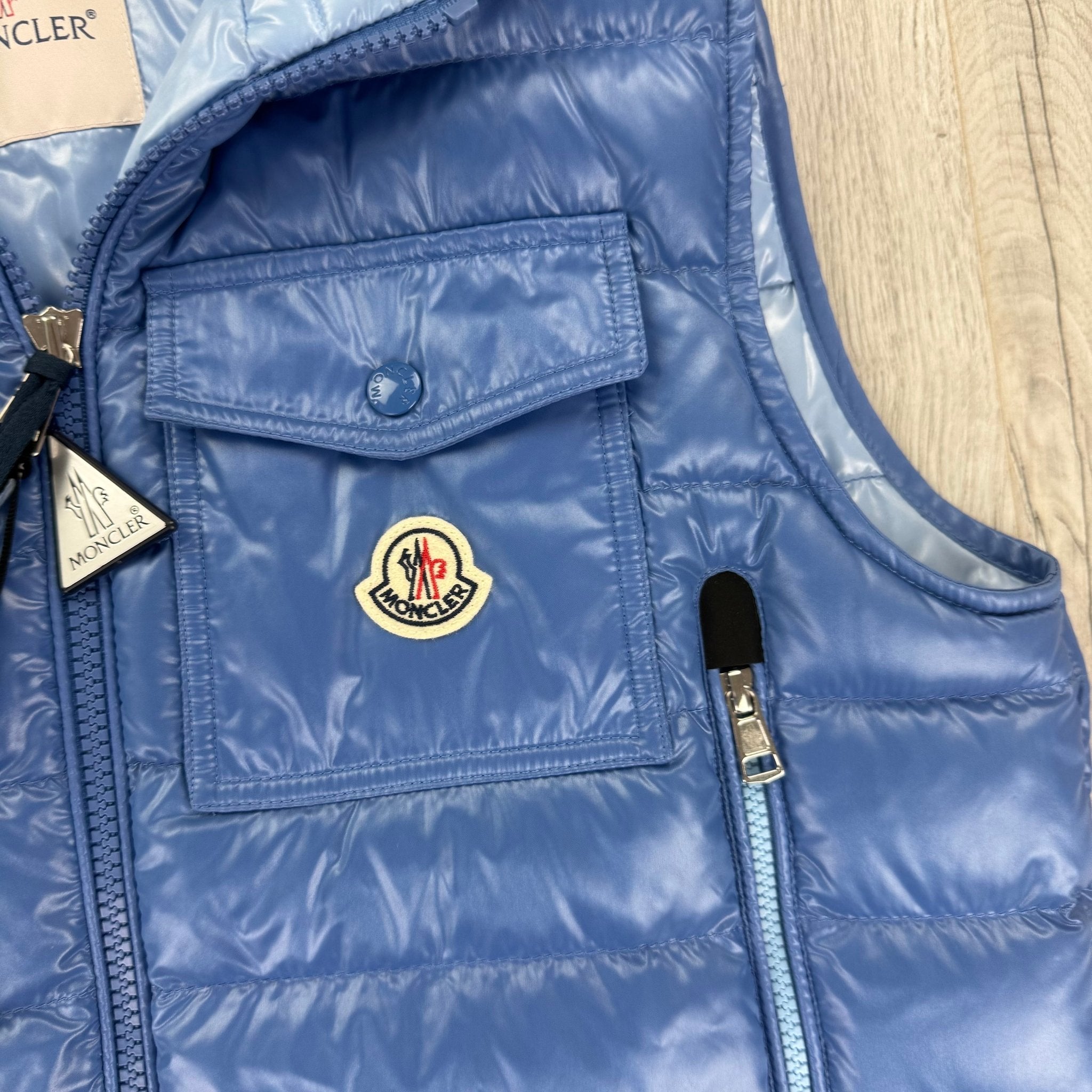 Moncler Morellet Men’s Ragot Baby Blue Hooded Gilet - Size 3 - Morely TrendsMoncler Type here:)