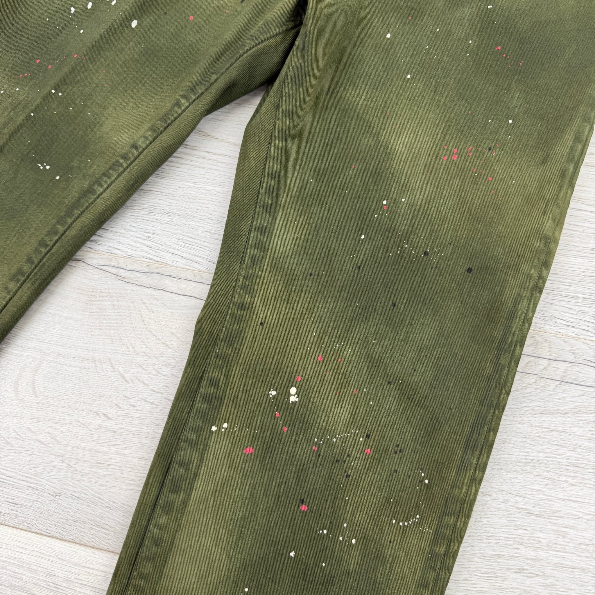 Dsquared2 Men’s Green Distressed Straight Jeans - Morely TrendsDsquared2 Type here:)