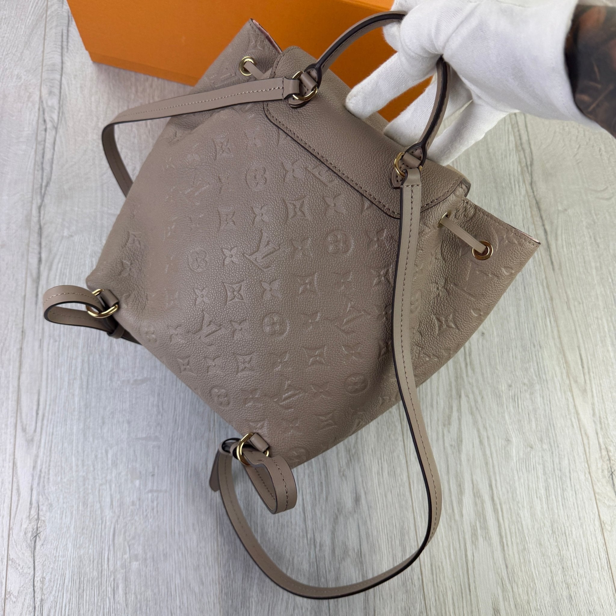Louis Vuitton Women’s Montsouris MM in Tourtelle, Leather Backpack - Morely TrendsLouis Vuitton Type here:)