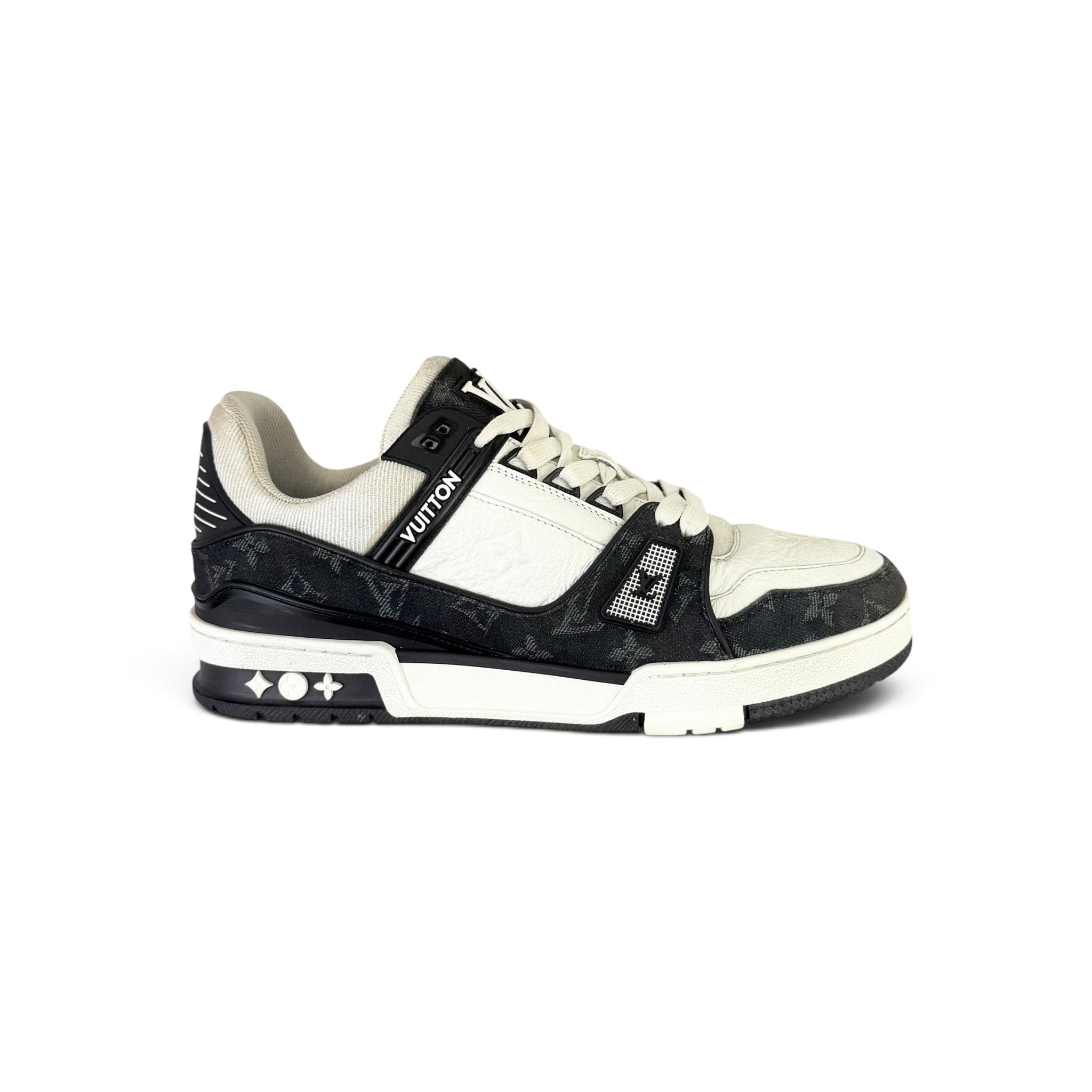Louis Vuitton Men’s Black & White Low Trainers - Uk 6 (Fit 7) - Morely TrendsLouis Vuitton Type here:)