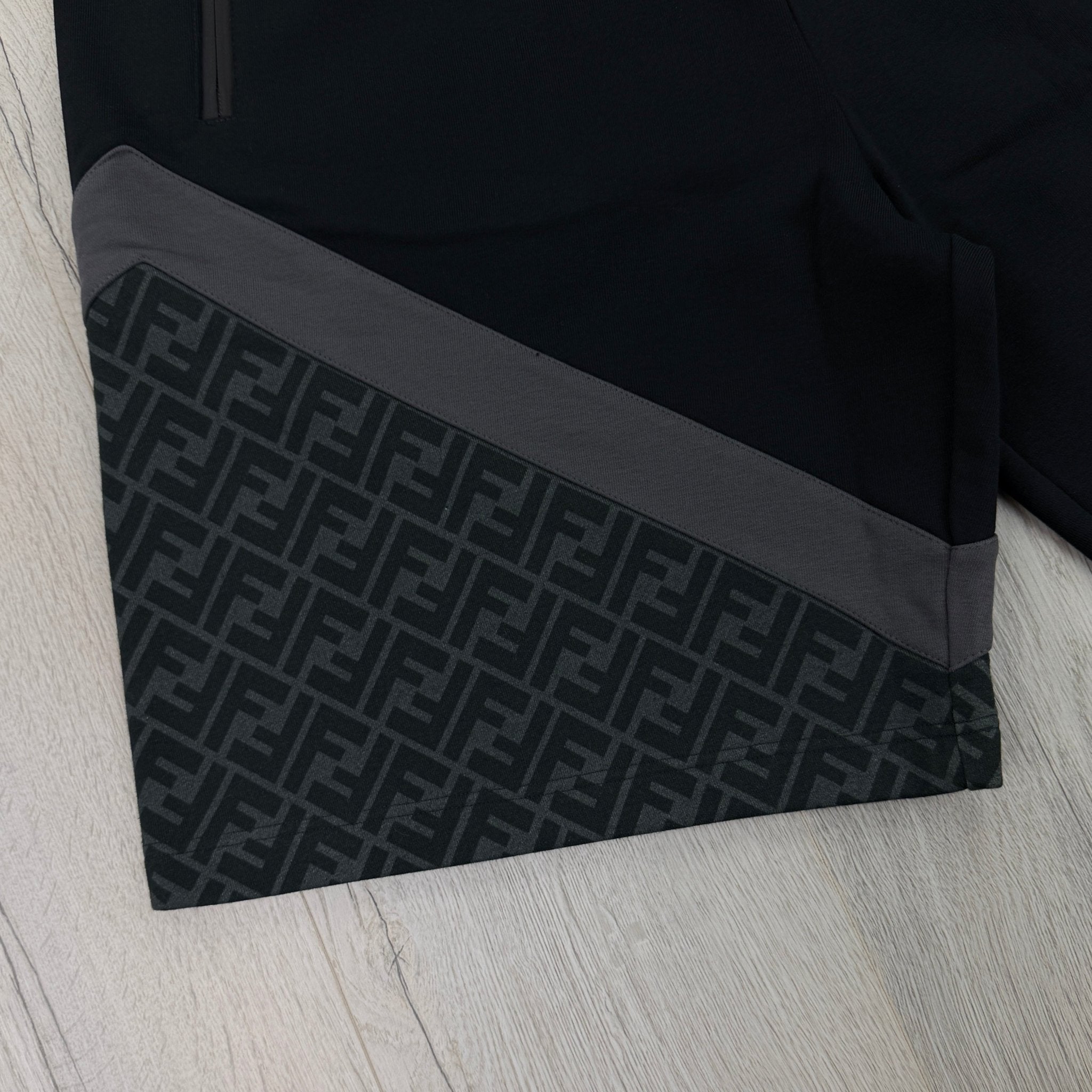 Fendi Men’s Black FF Cotton Diagonal Monogram Shorts - L/XL - Morely TrendsFendi Type here:)
