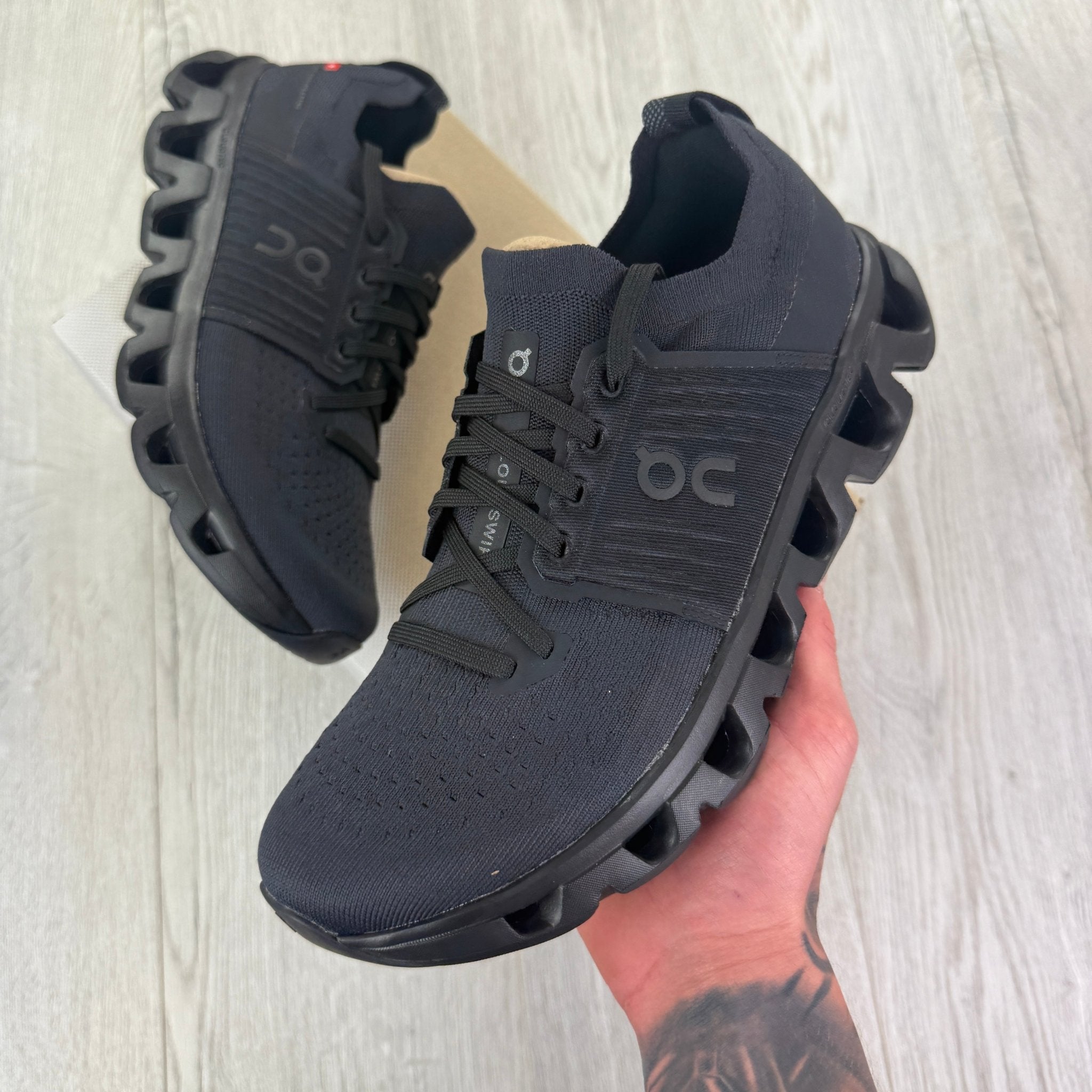 On Running Cloudswift 4 Black Trainers - Morely TrendsOn Running Type here:)