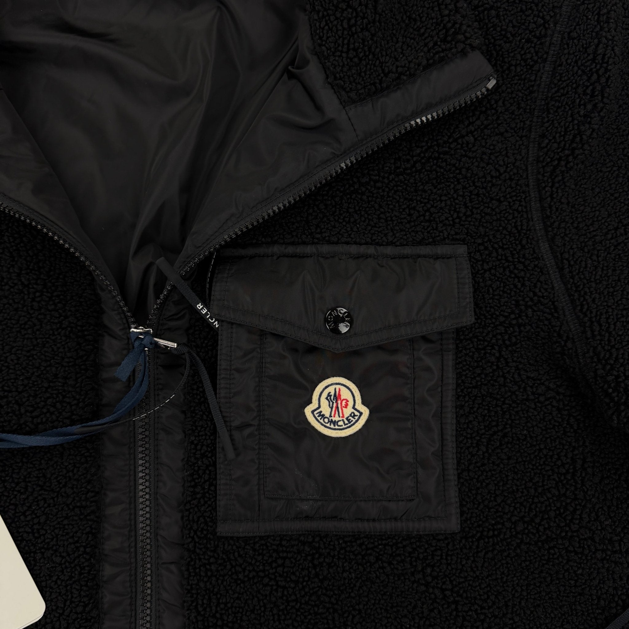 Moncler Men’s Black Zip-up Felpa Aperta Con Zip Taglia - XL - Morely TrendsMoncler Type here:)