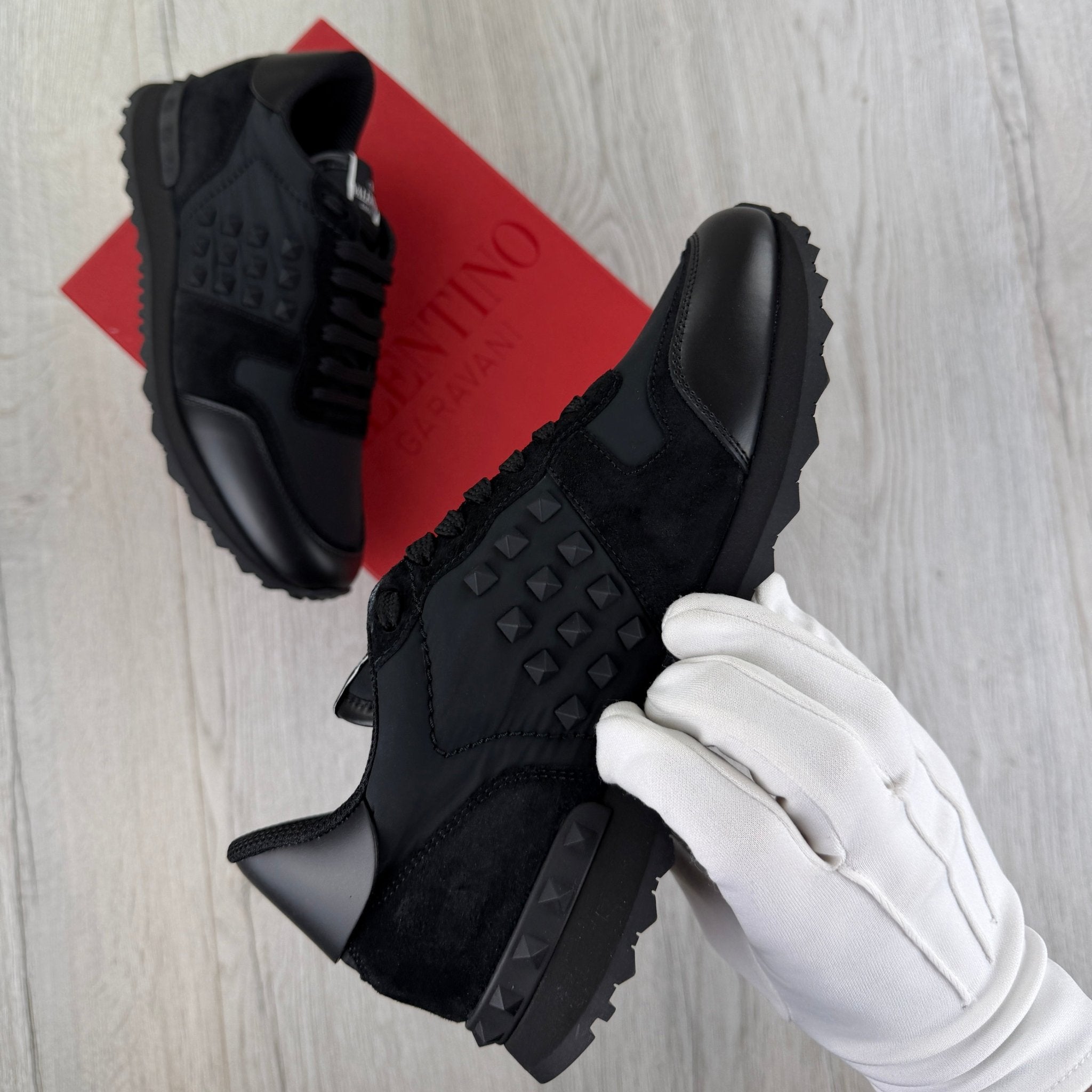 Valentino Men’s Black Rockrunner Trainers - Morely TrendsValentino Type here:)