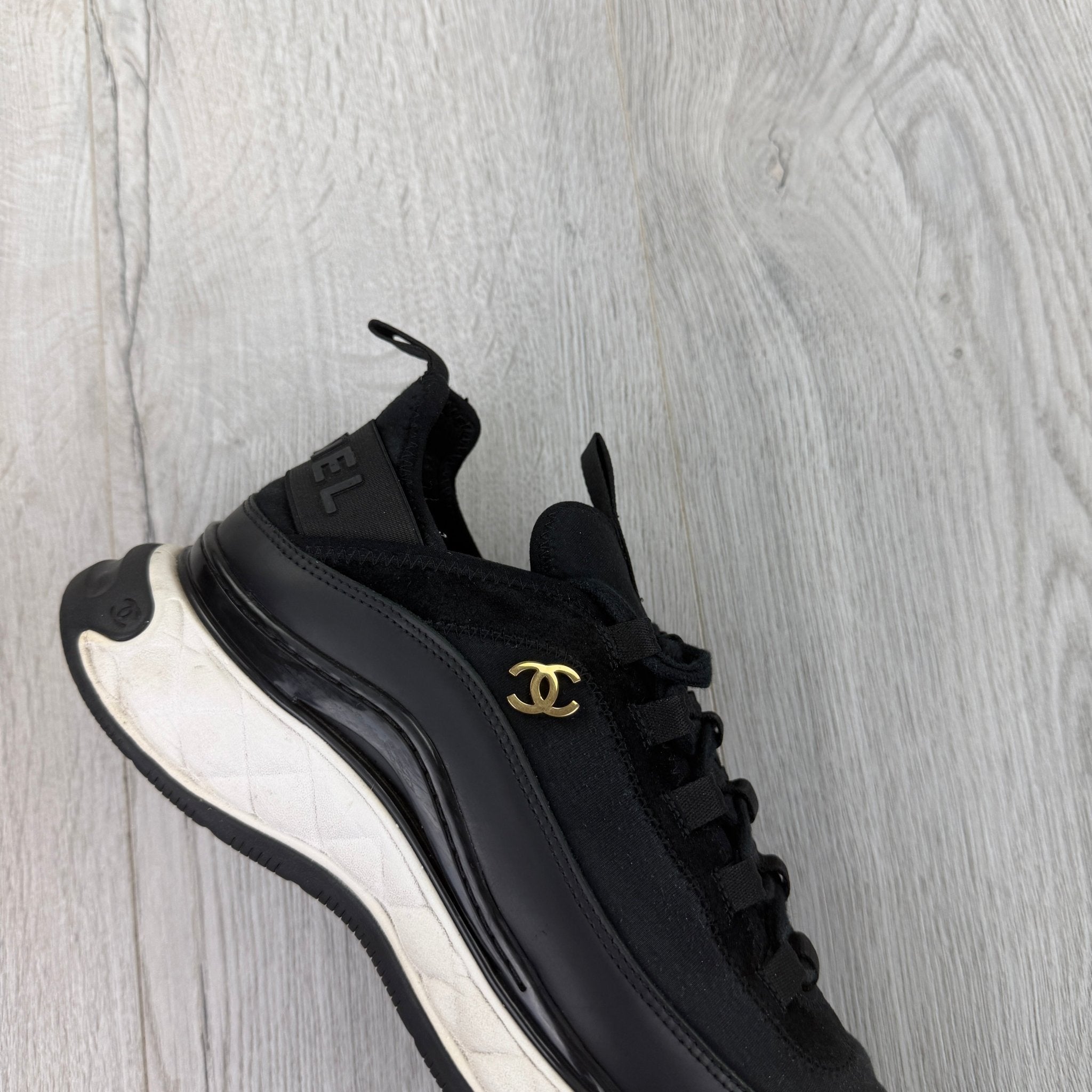 Chanel Men’s Black CC Runners - Uk 7 - Morely TrendsChanel Type here:)