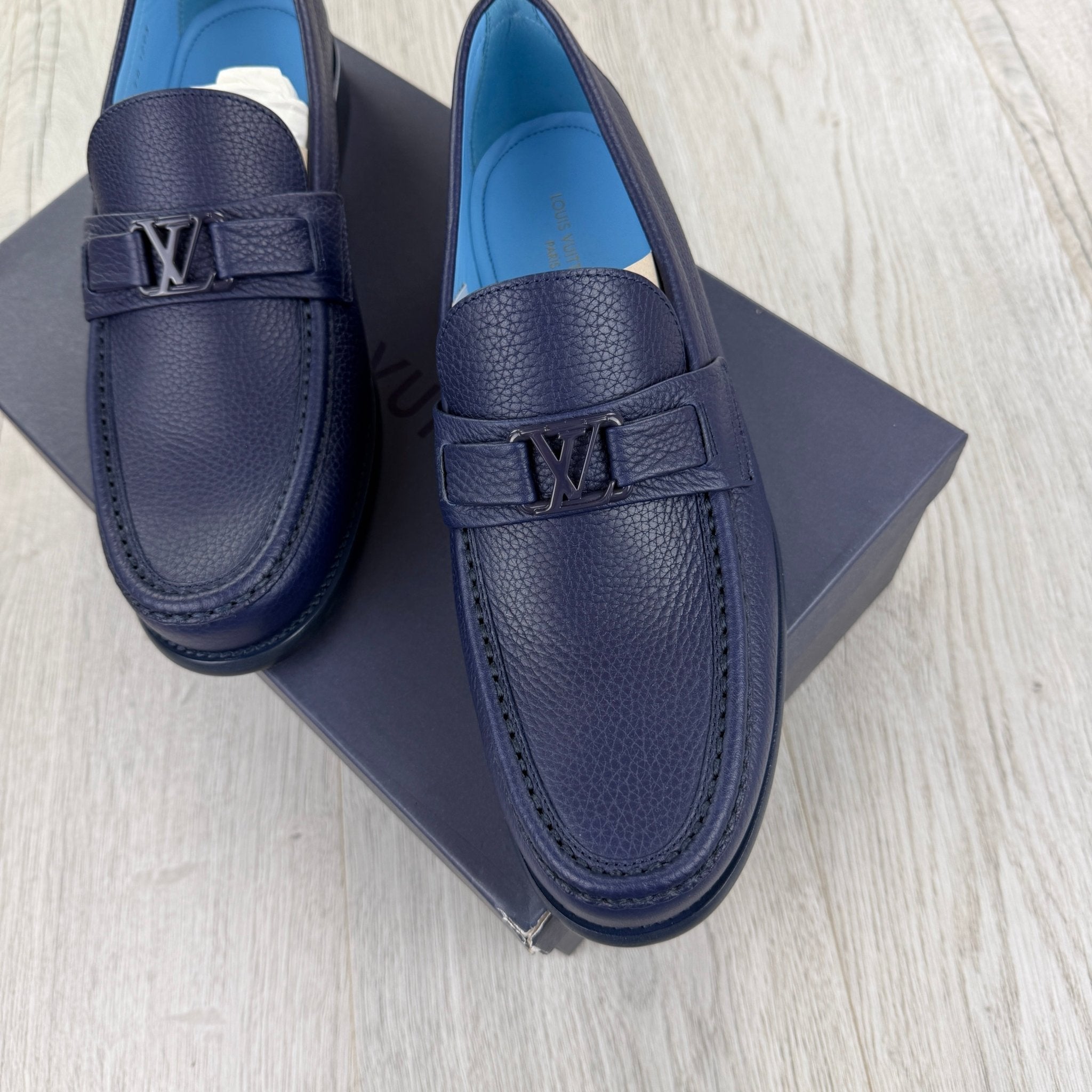 Louis Vuitton Mens Blue Major Loafers - Uk 7.5 (Fit 8) - Morely TrendsDior Type here:)