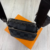 Louis Vuitton Men’s Damier Trio Messenger Bag - Morely TrendsLouis Vuitton Type here:)