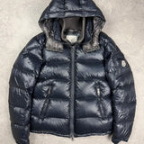 Moncler Zyn size 1 - Morely TrendsMorely Trends Type here:)