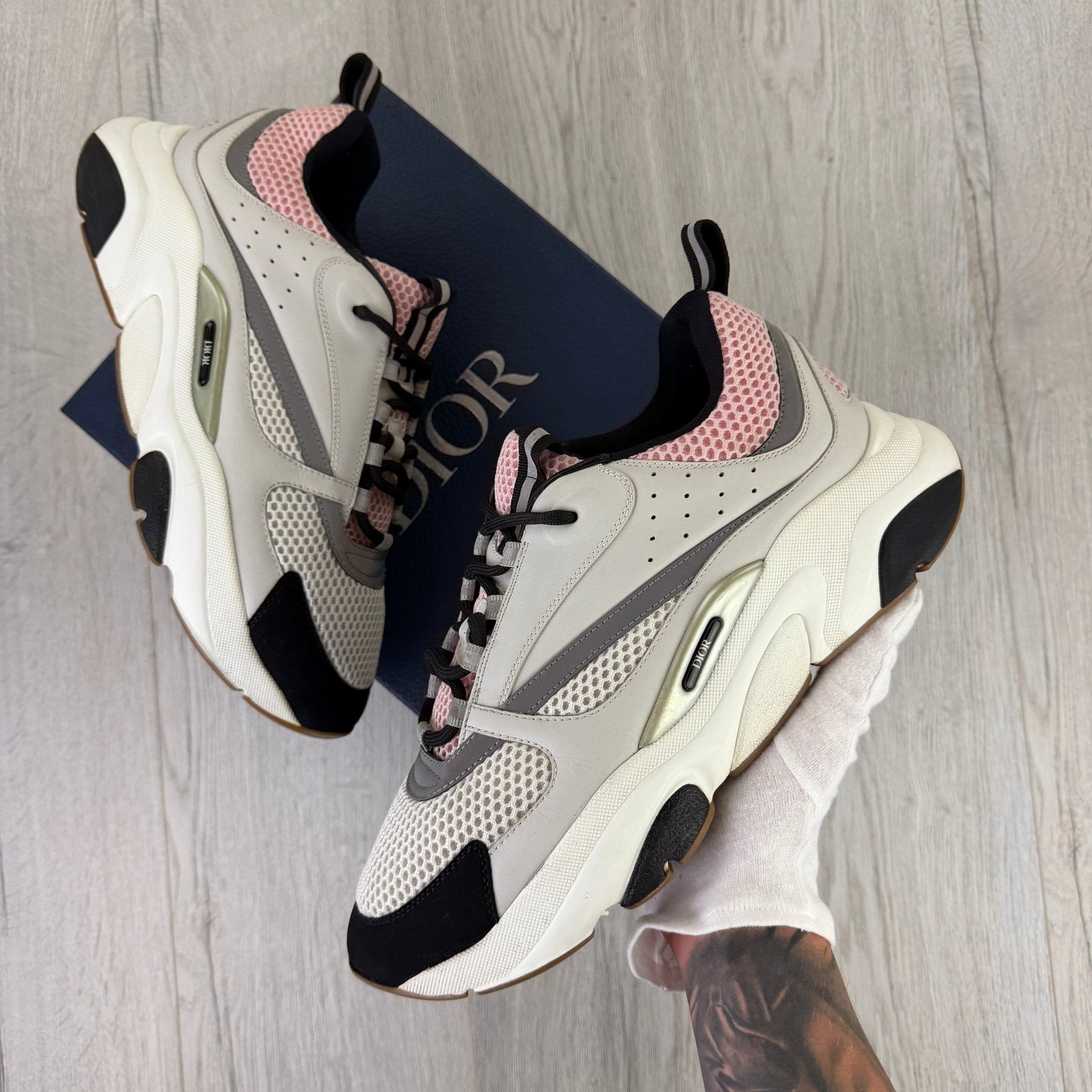 Dior B22 Men’s Pink Grey & White Trainers - 45 (Uk 10/10.5) - Morely TrendsDior Type here:)
