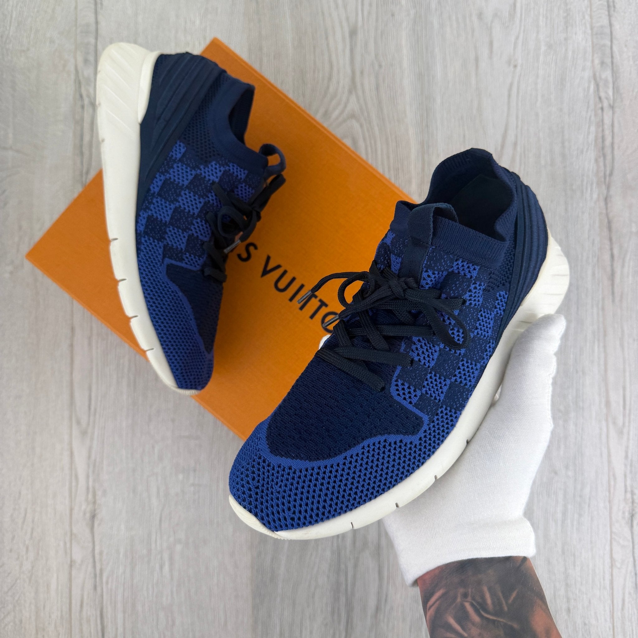 Louis Vuitton Men’s Knit Blue Trainers - Uk 7 - Morely TrendsLouis Vuitton Type here:)