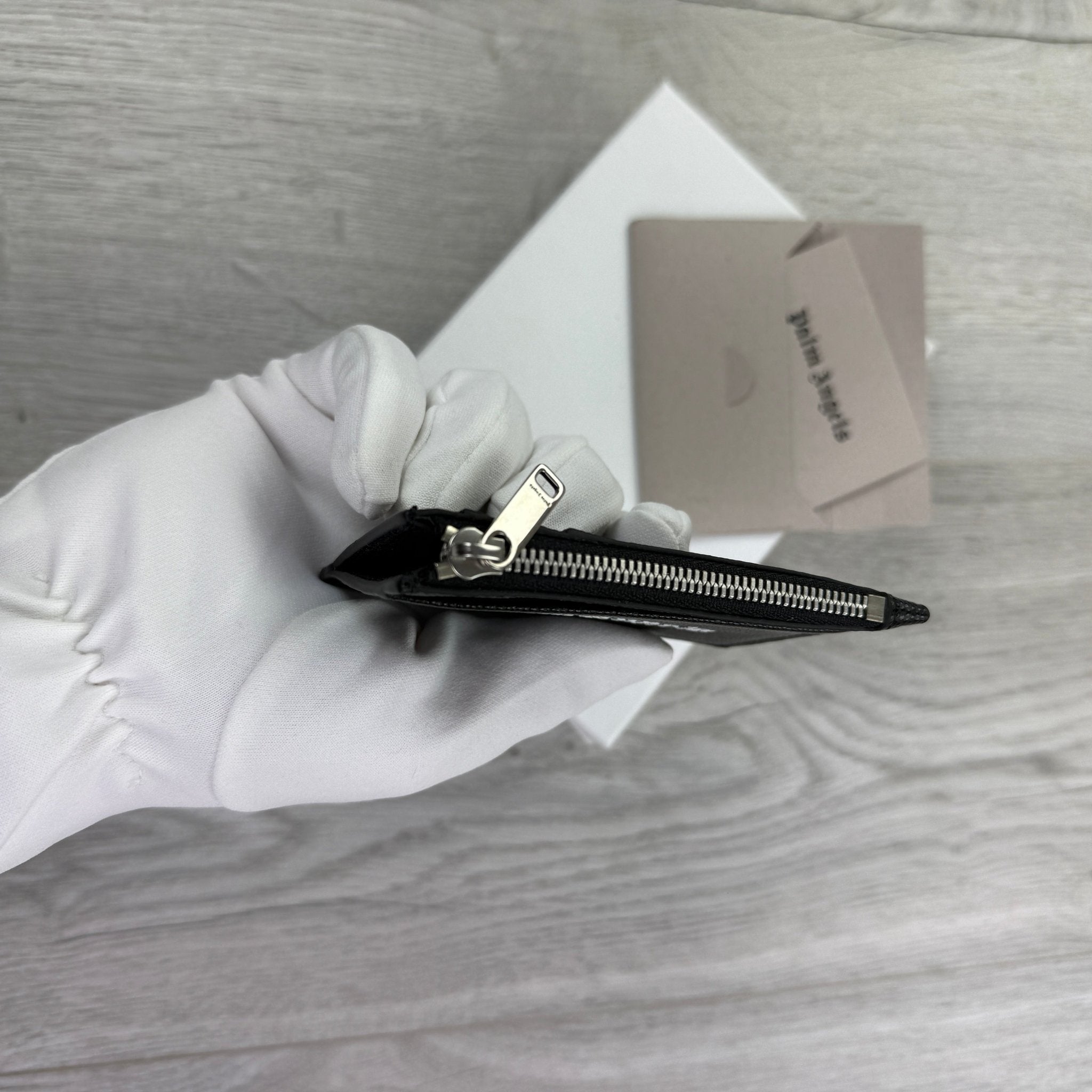 Palm Angels Black Zip-up Card Holder - Morely TrendsPalm Angels Type here:)