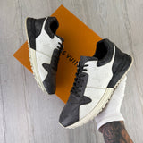 Louis Vuitton Men’s Monogram Black White Grey Run Away Trainers - Uk 9 - Morely TrendsLouis Vuitton Type here:)