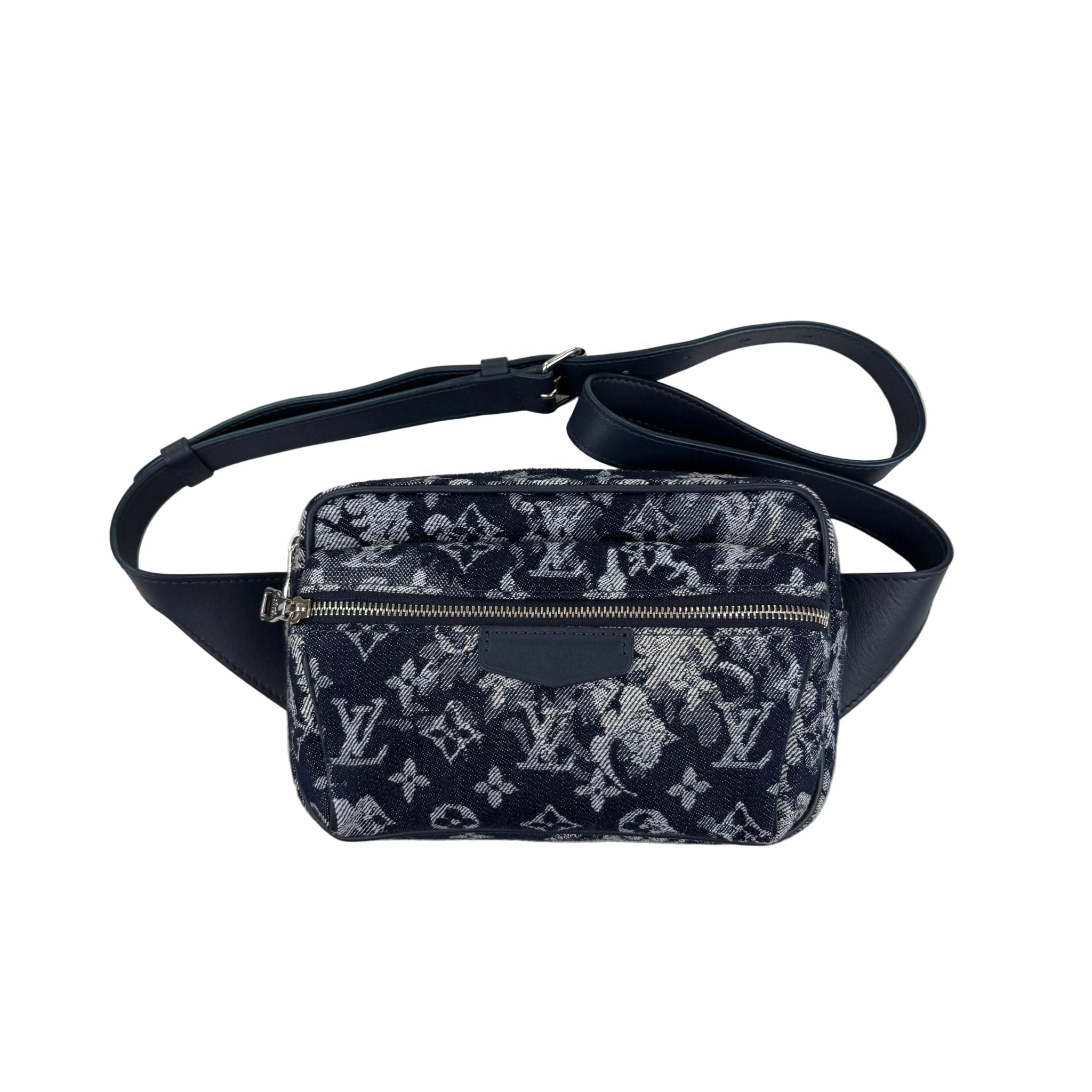 Louis Vuitton Men’s Monogram Tapestry Outdoor Belt Bag - Morely TrendsGucci Type here:)