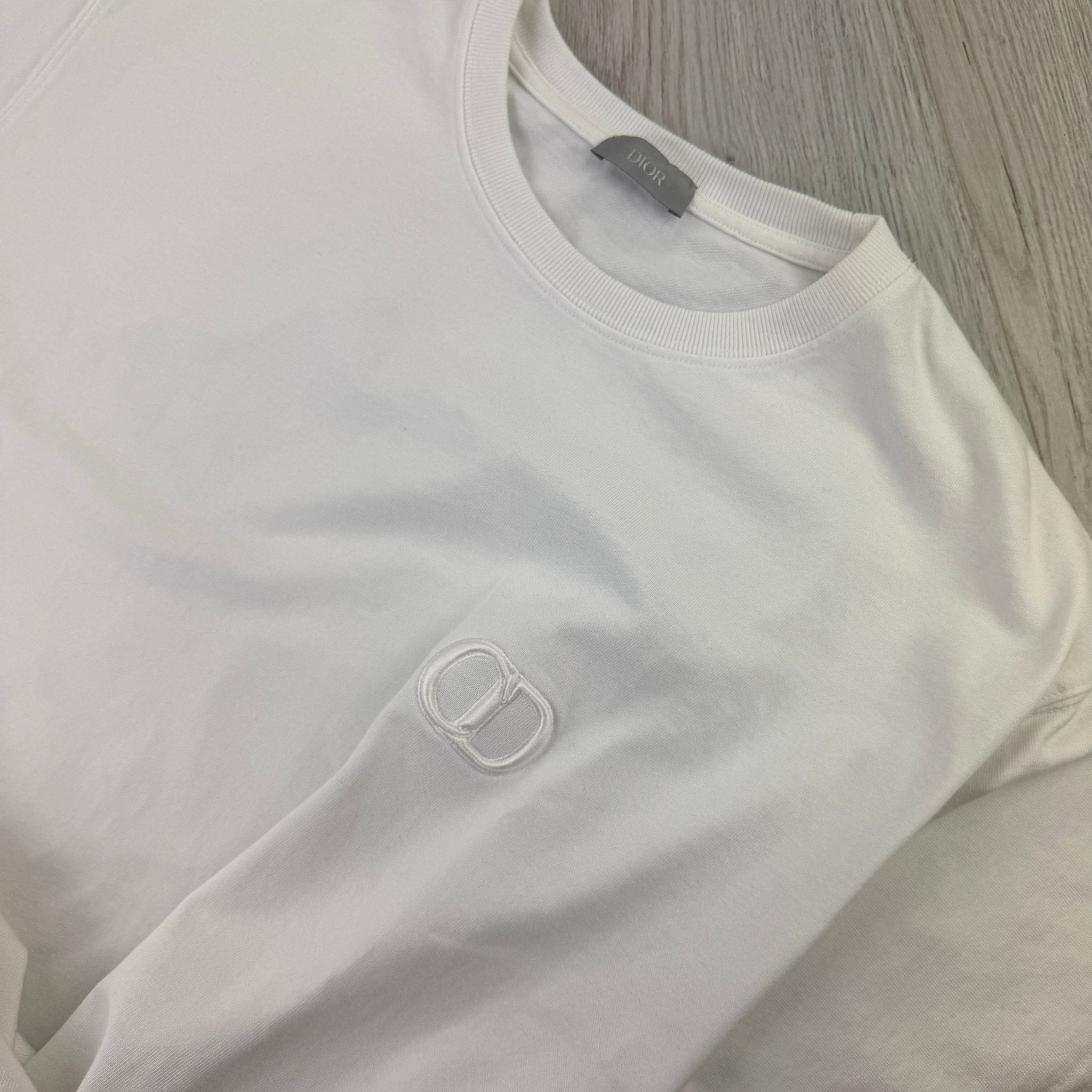 Christian Dior Men’s White T-shirt - XL - Morely TrendsDior Type here:)