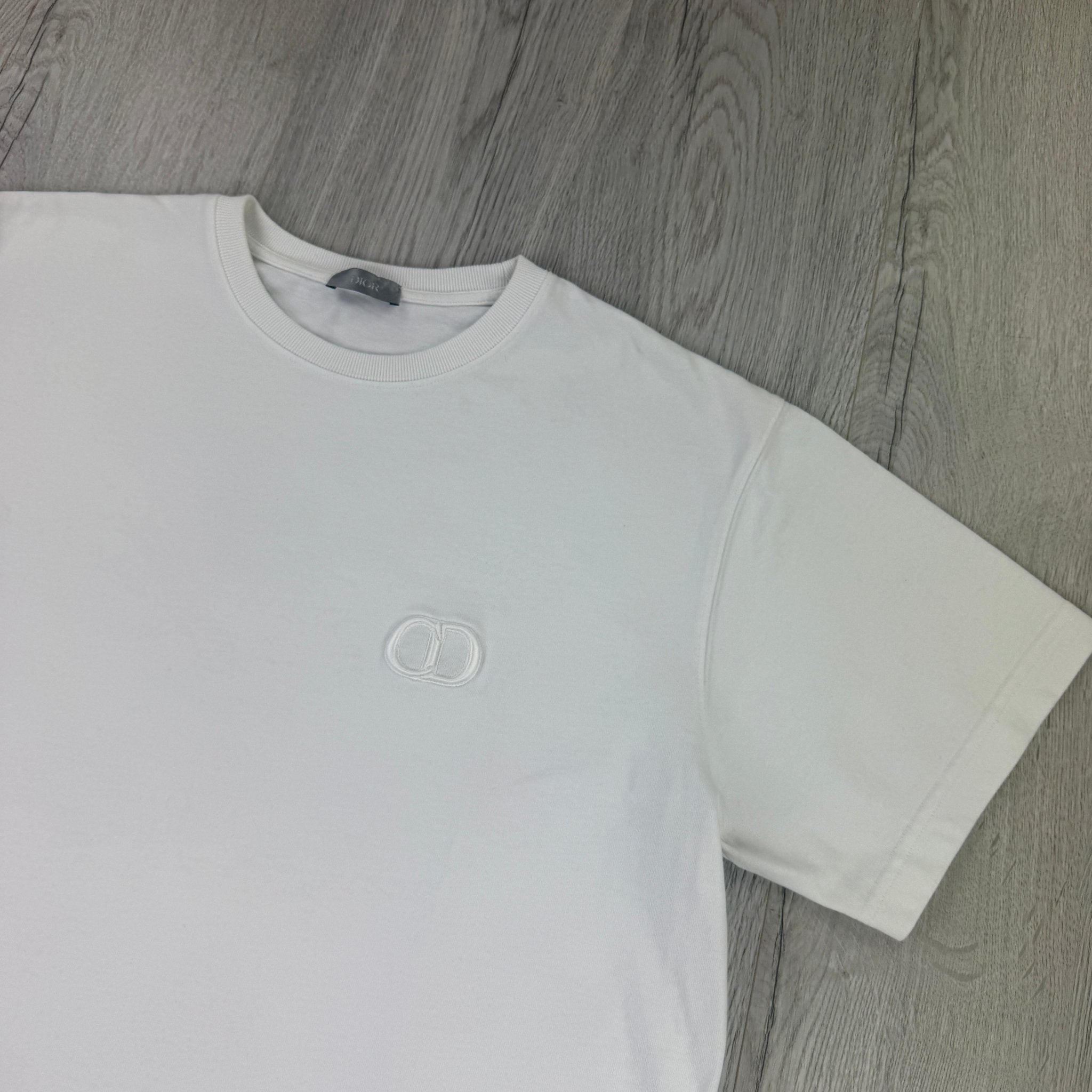 Christian Dior Men’s White T-shirt - XL - Morely TrendsDior Type here:)