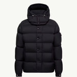 Moncler Size 3 Brand New - Morely TrendsMorely Trends Type here:)