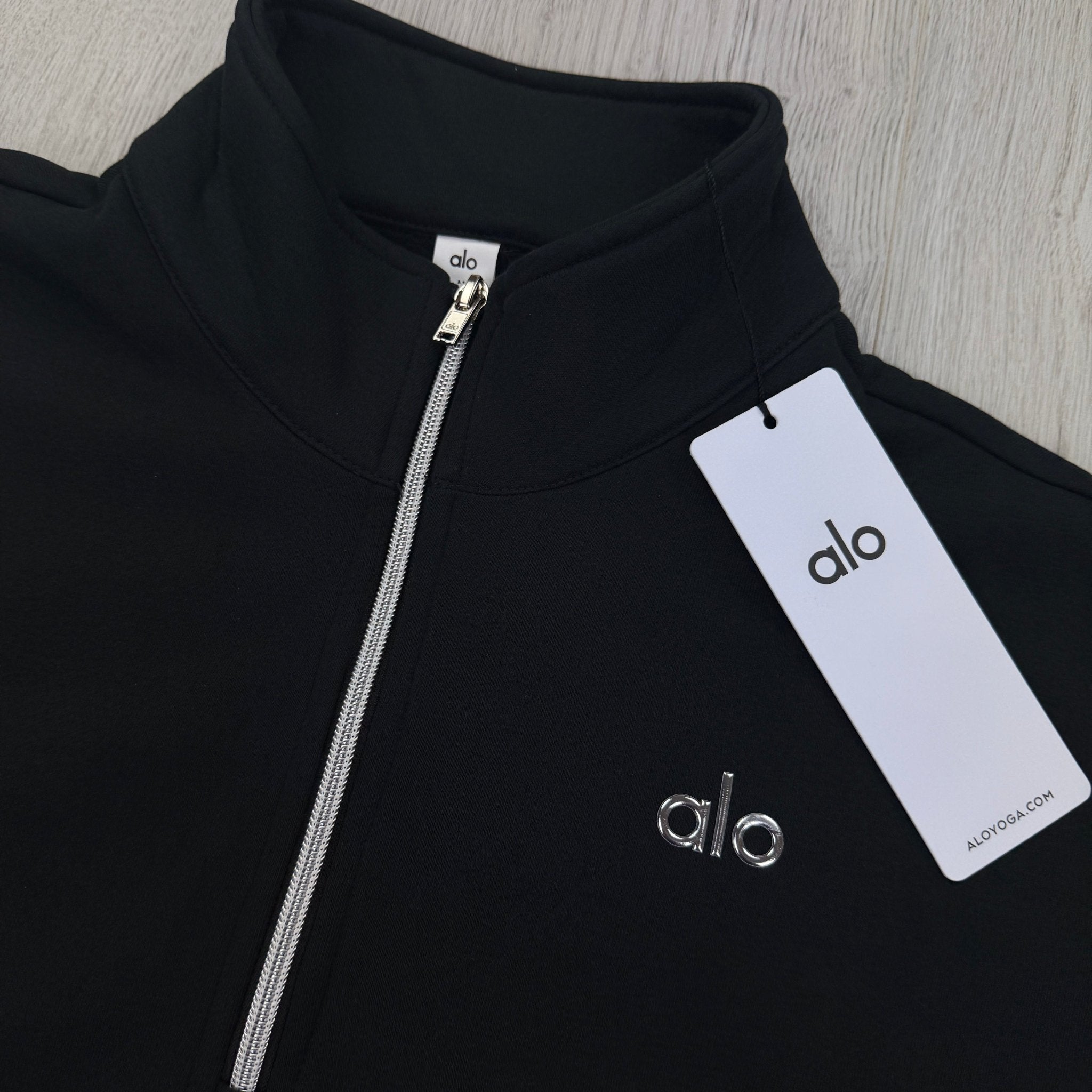 Alo Men’s Black 1/4 Zip Fleece - Morely TrendsAlo Type here:)